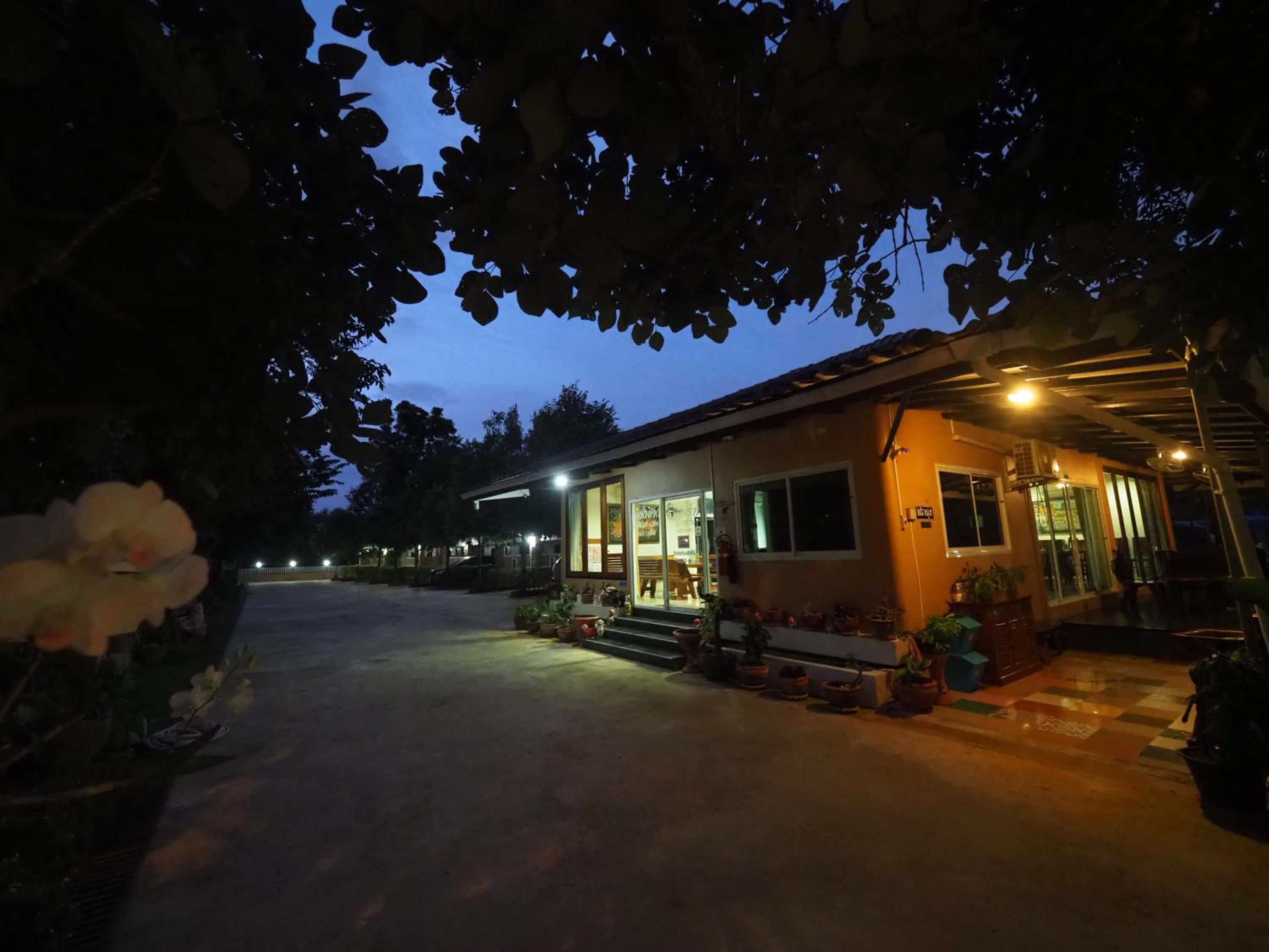 Hotel Tong Chang Resort - Image 1