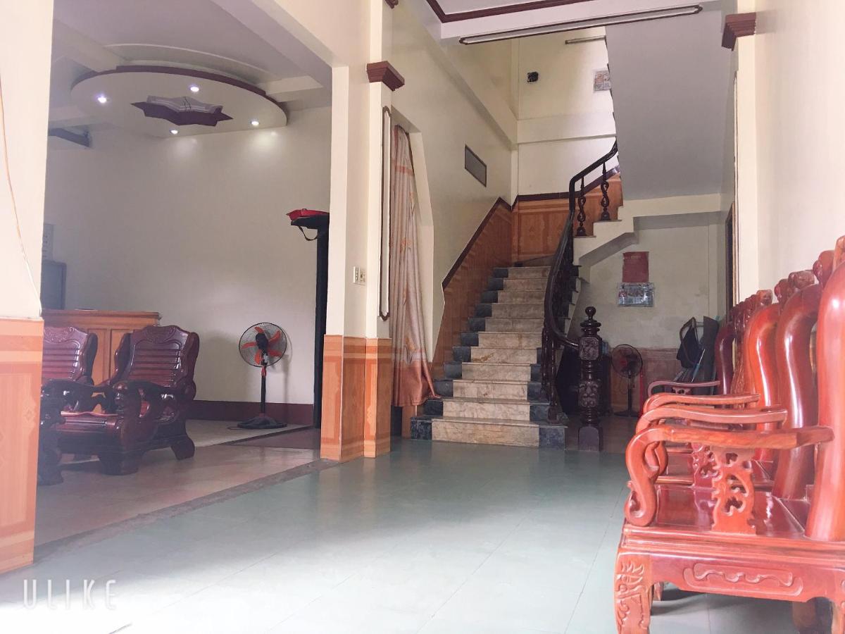 hotel reception