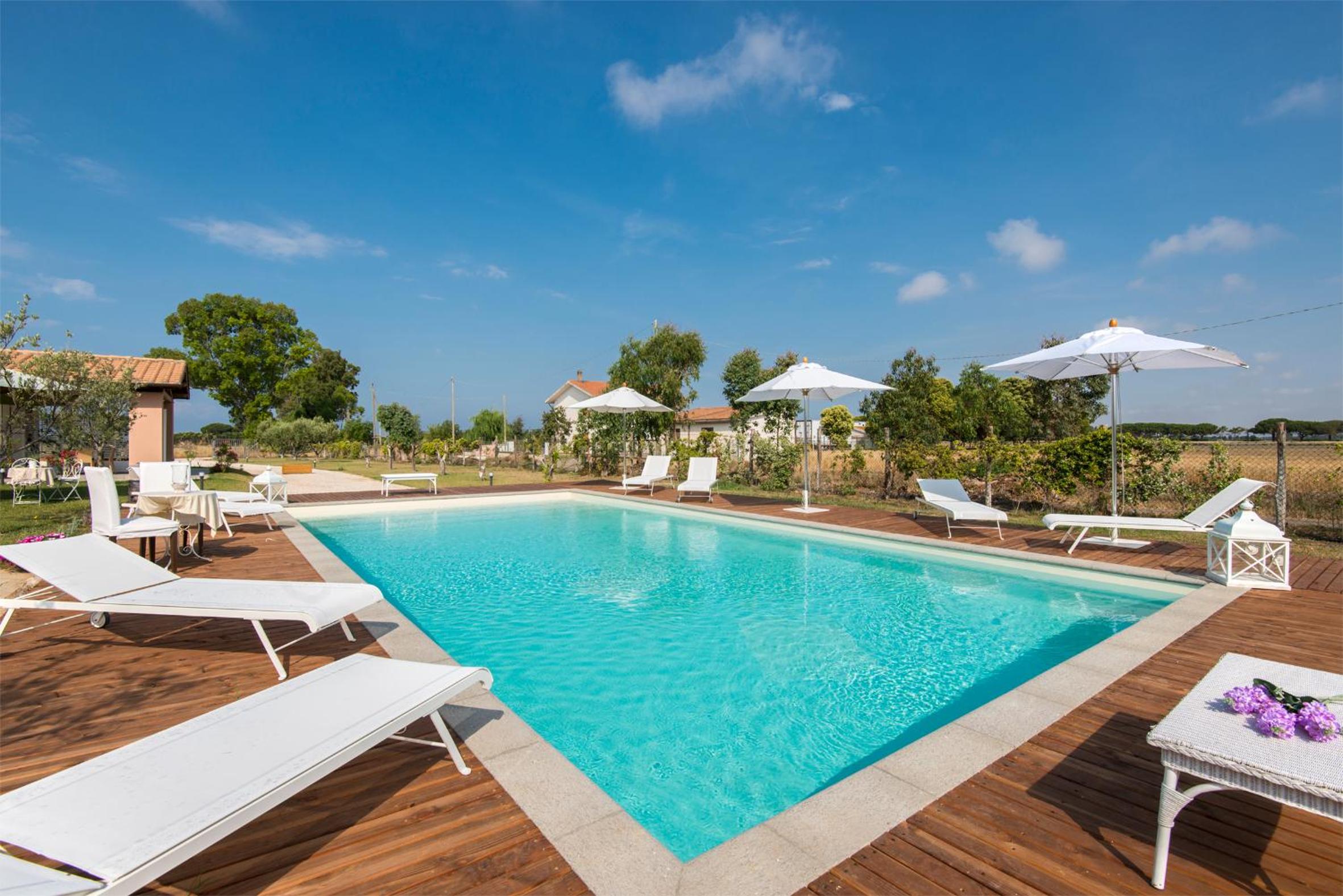 Villa Marina Velca - Property Image 2