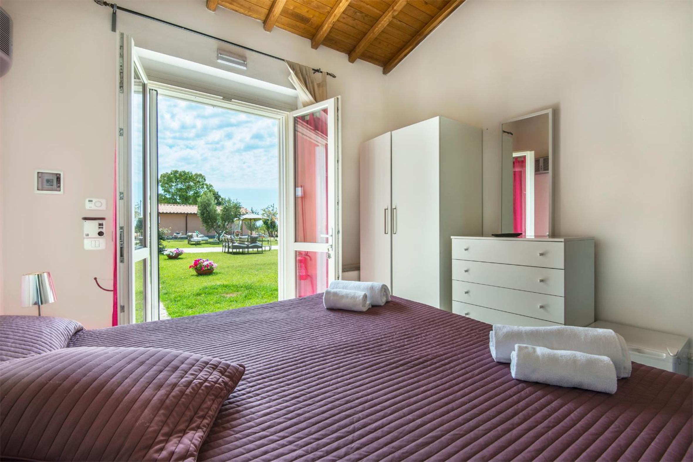 Villa Marina Velca - Property Image 34