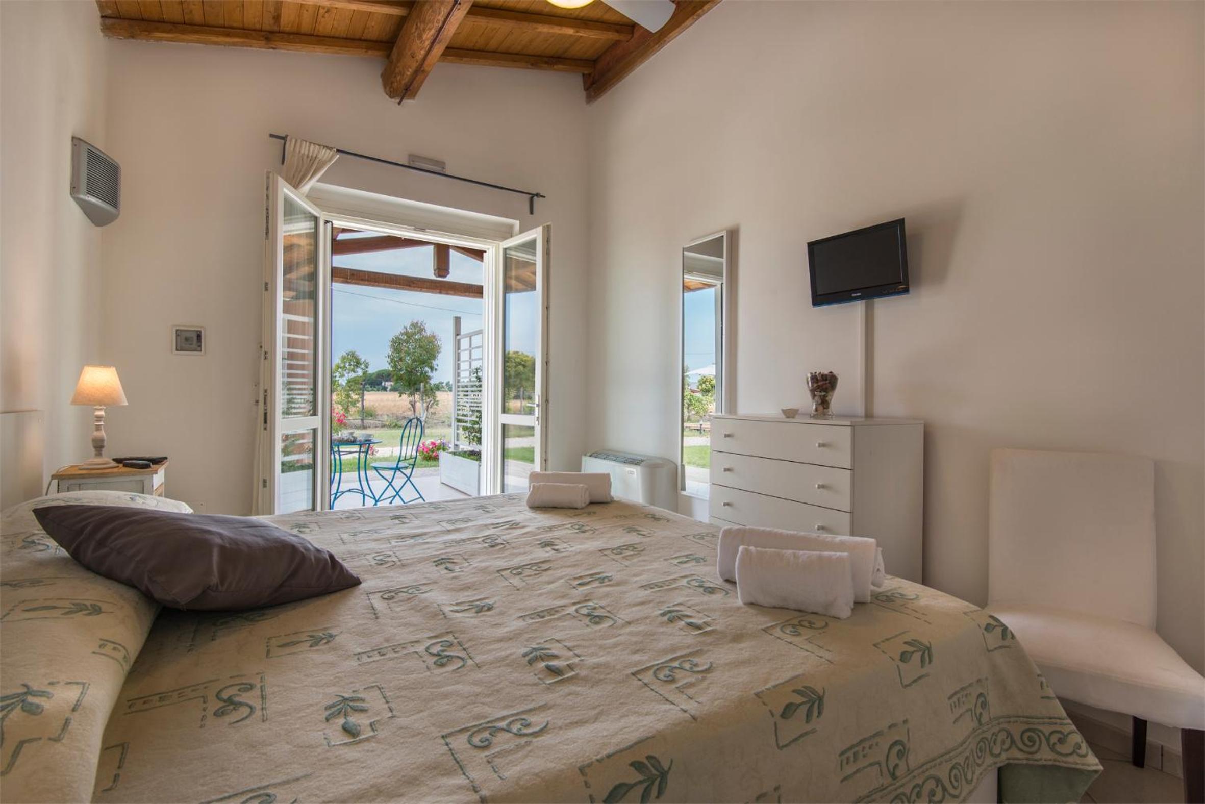 Villa Marina Velca - Property Image 1