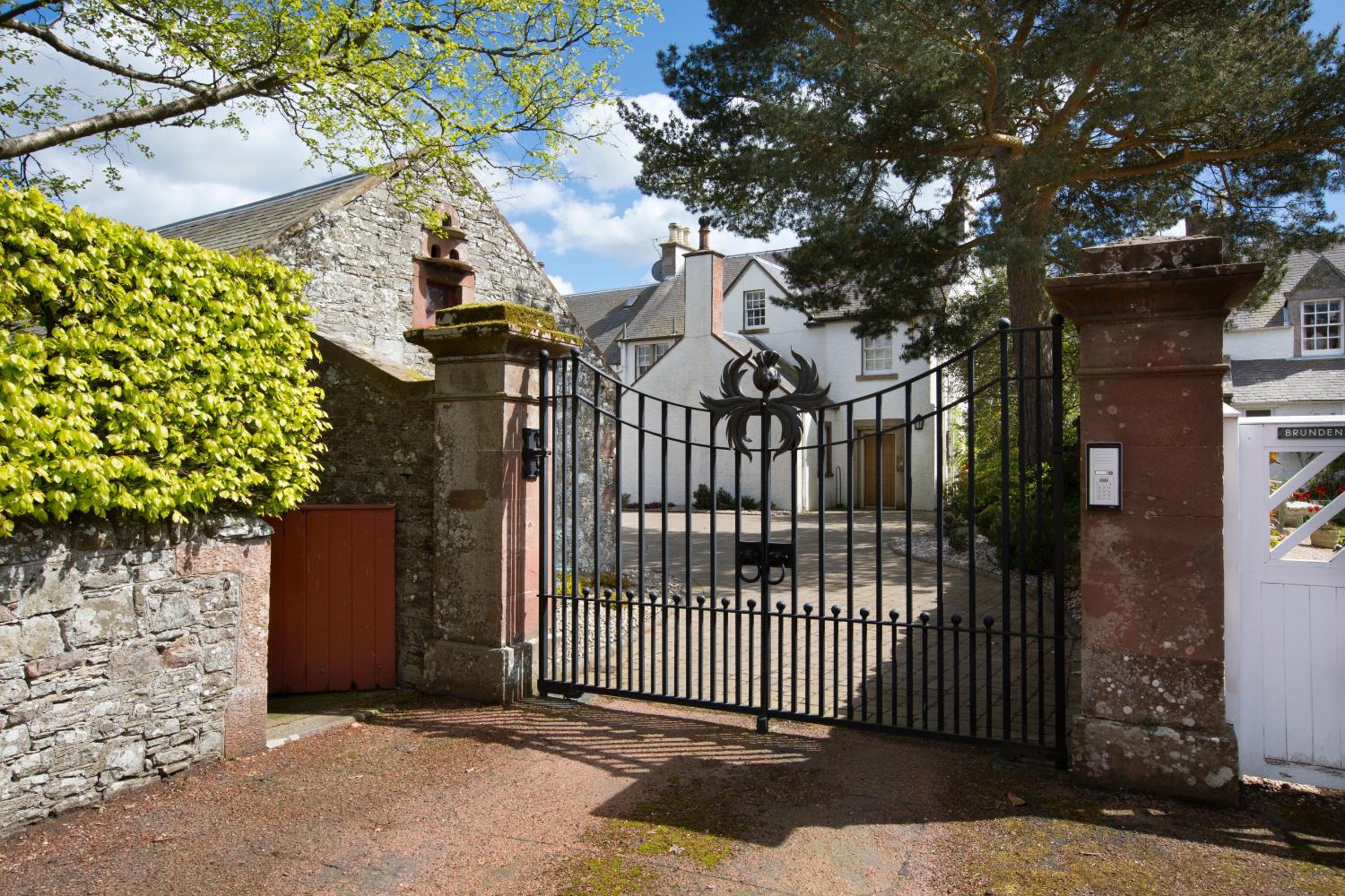 Bowden House B&B