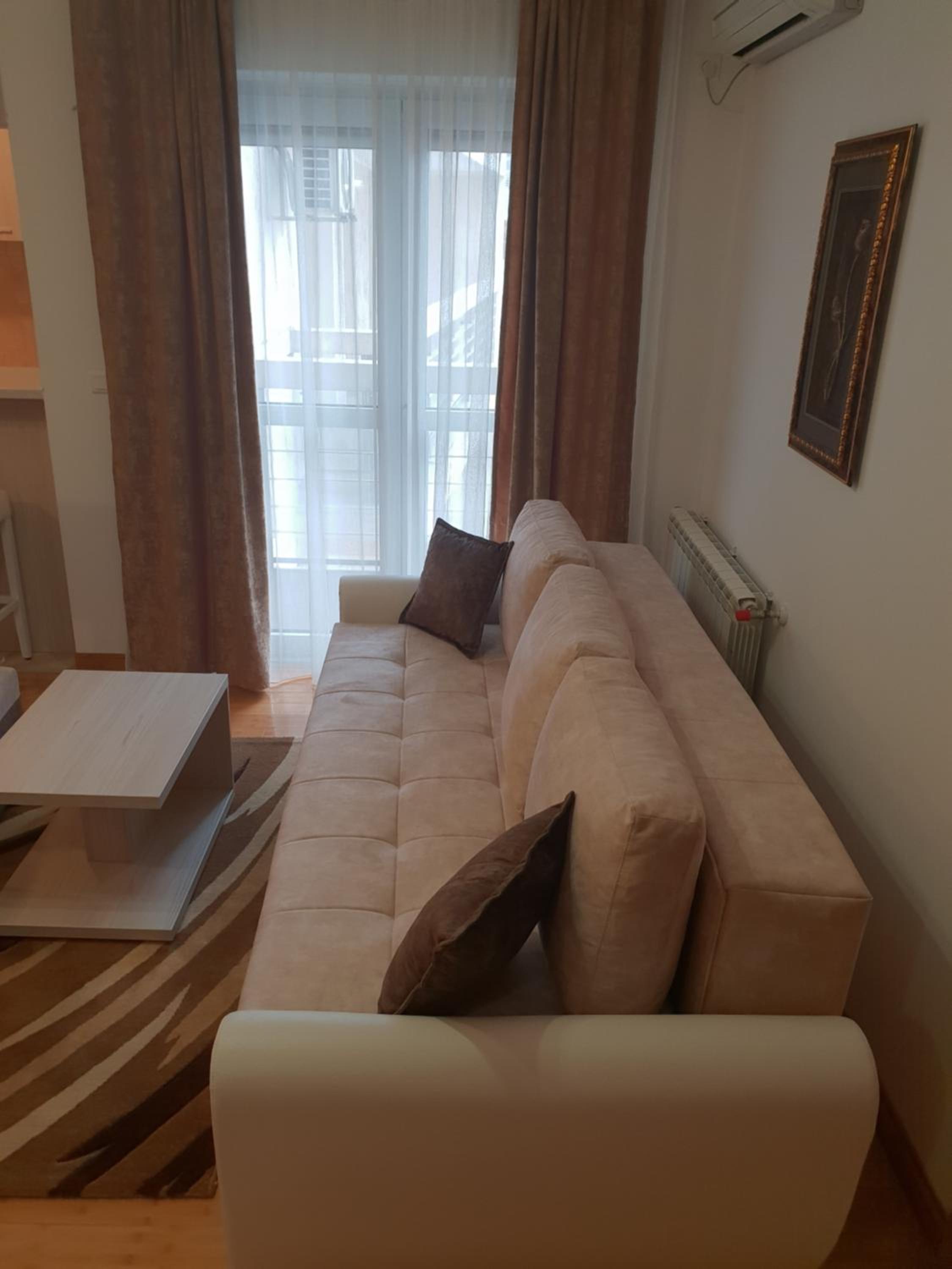 Apartman KEJ free parking