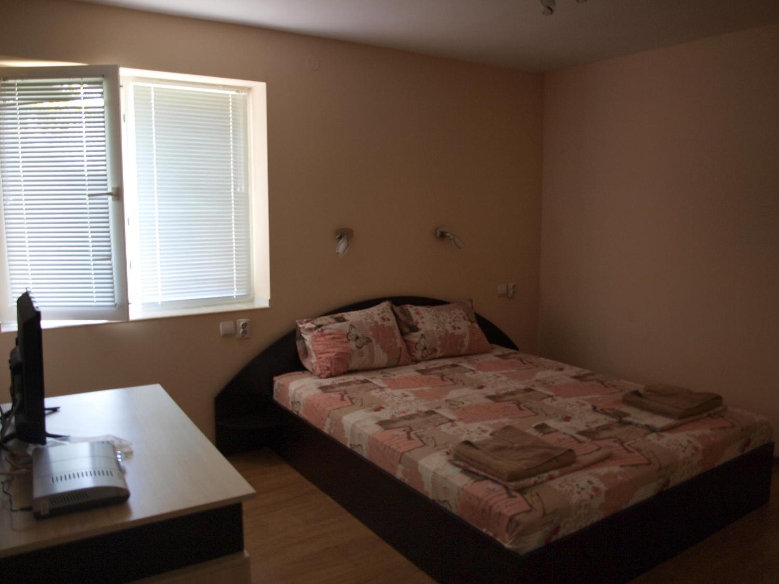 Nadya Holiday Home