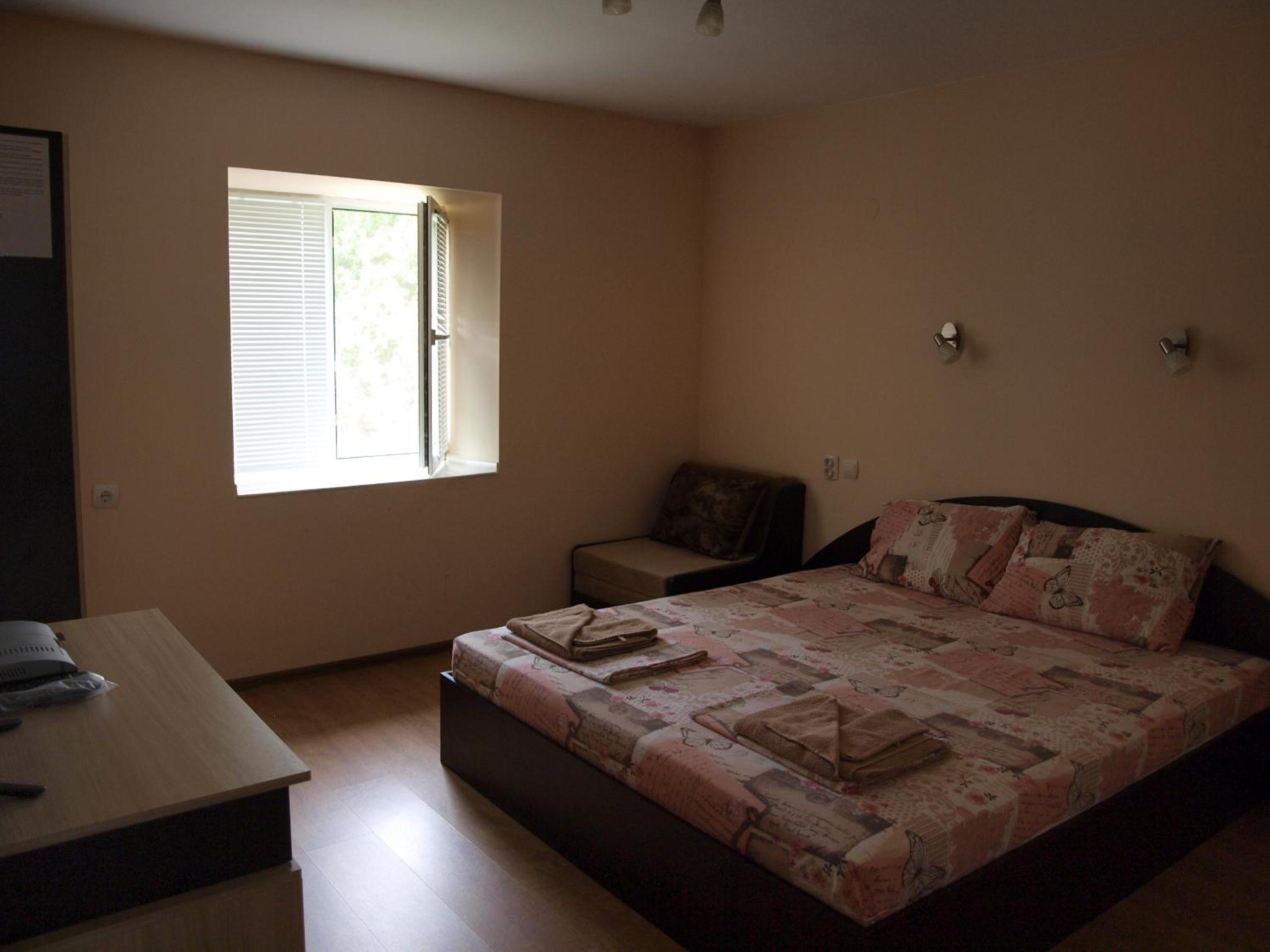 Nadya Holiday Home