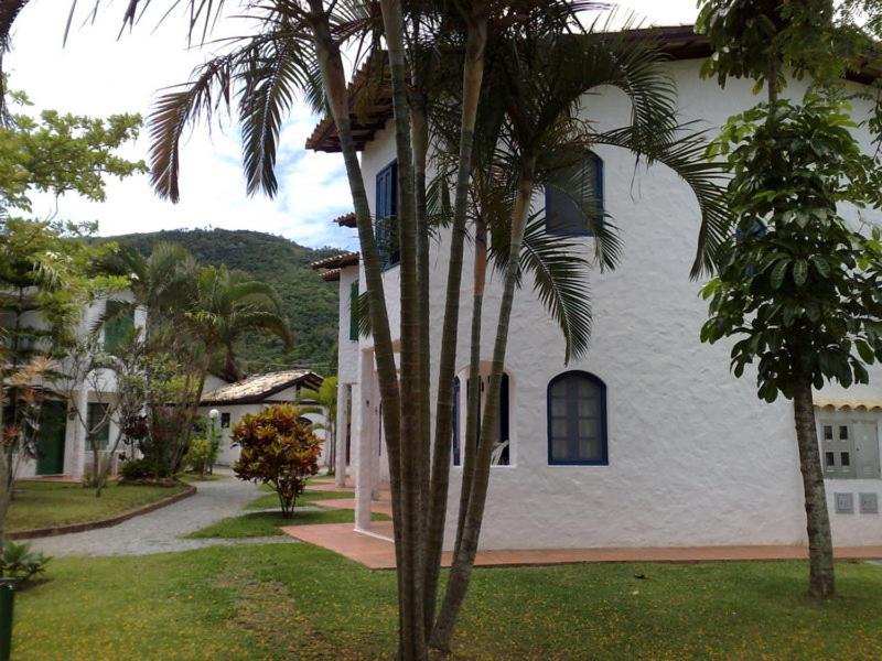 CONDOMÍNIO HOTEL RESORT PRAIAS BRANCAS SC.