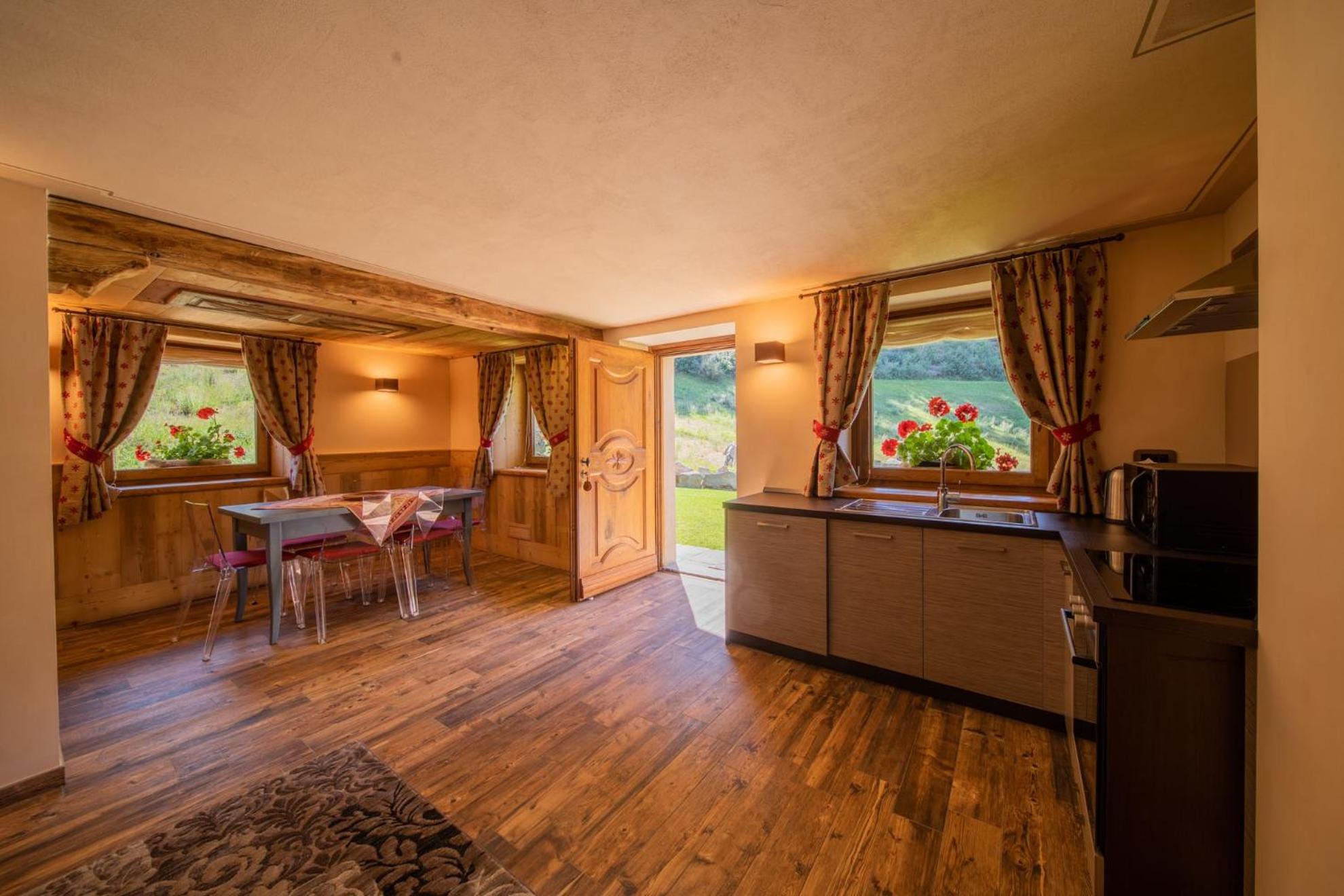 Casa Vacanze Petit Haury - Alloggi ad uso turistico vda Arvier n 0039 e n 0040 -