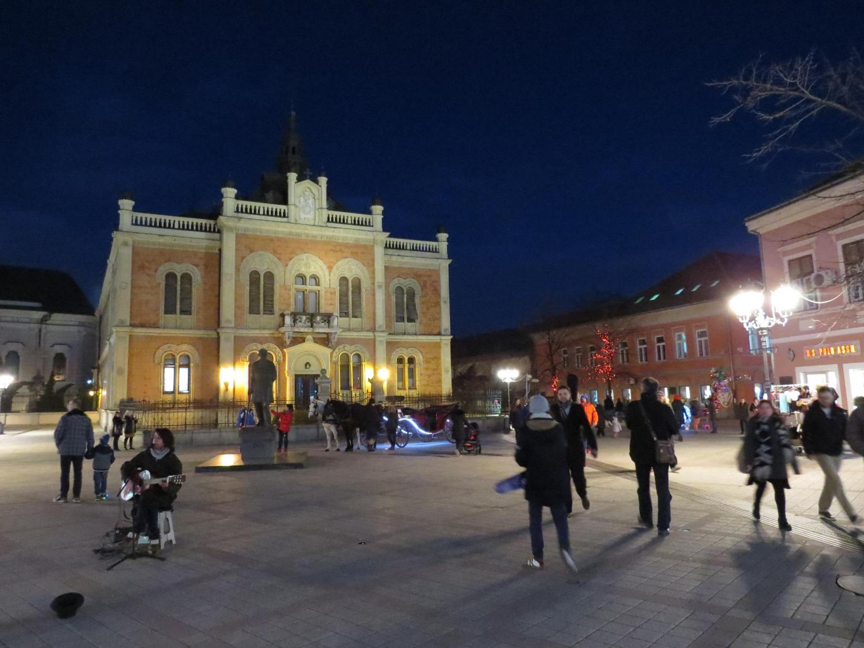 Photo 10