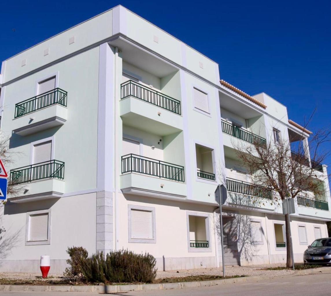 Central apartment-terrace and pool view 3