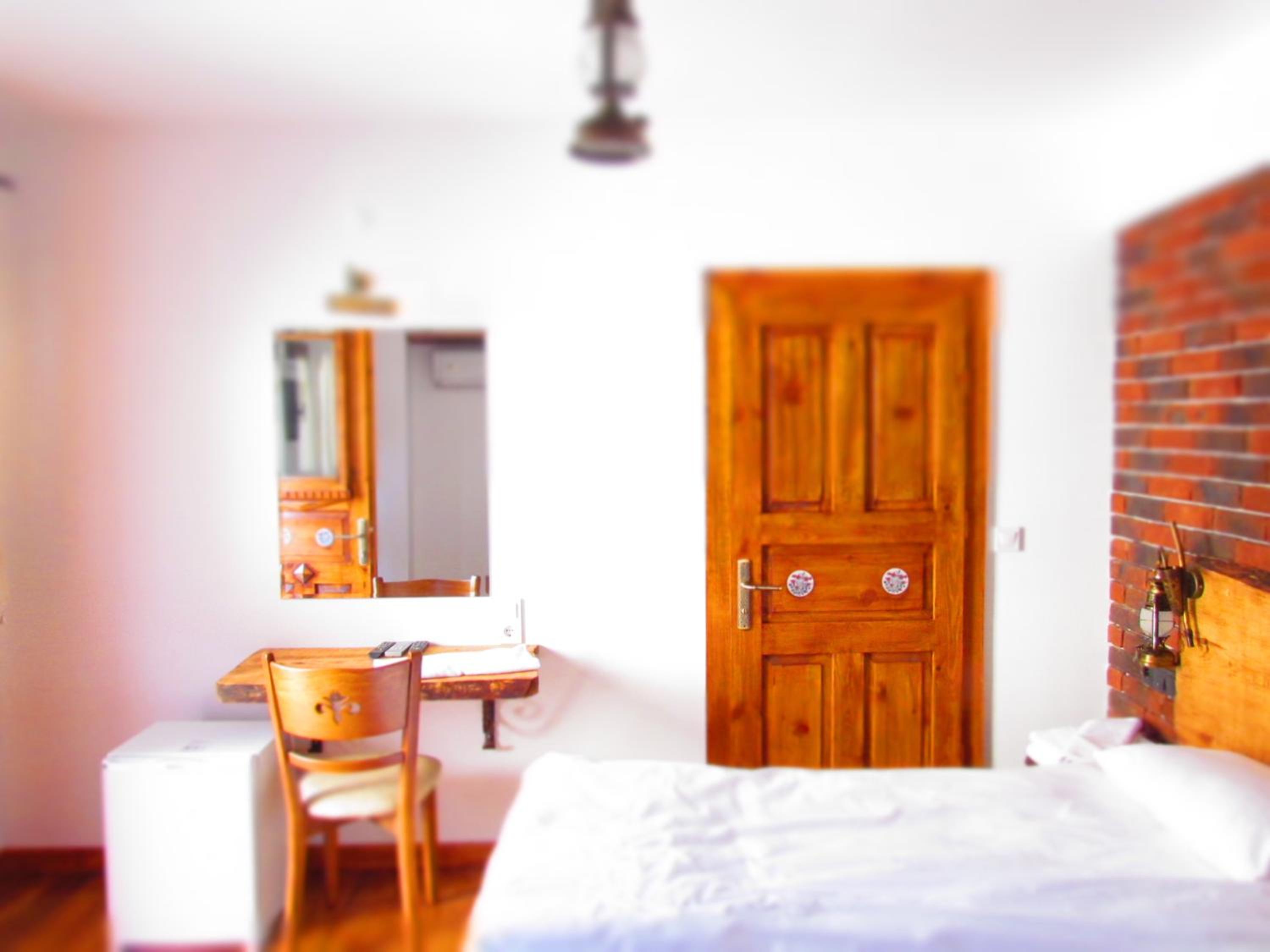 Amazon Petite Palace