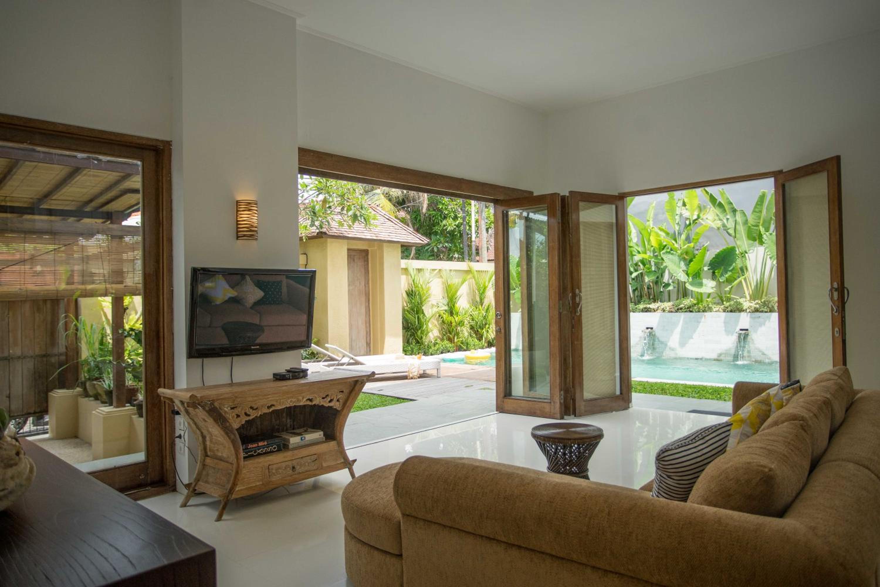 VILLA DUNA Seminyak Bali view 4