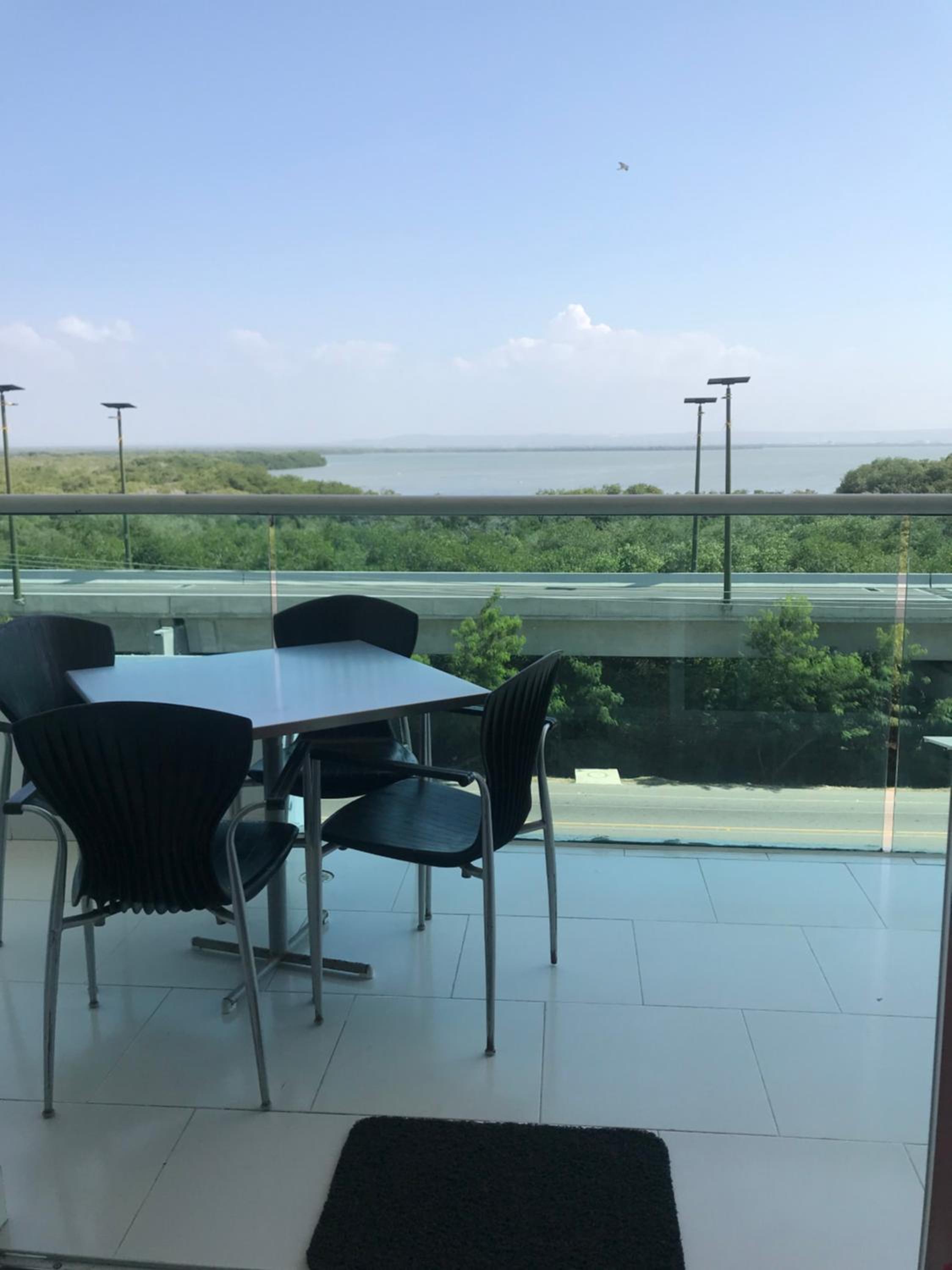 Apartamento Frente a la Playa Morros 922