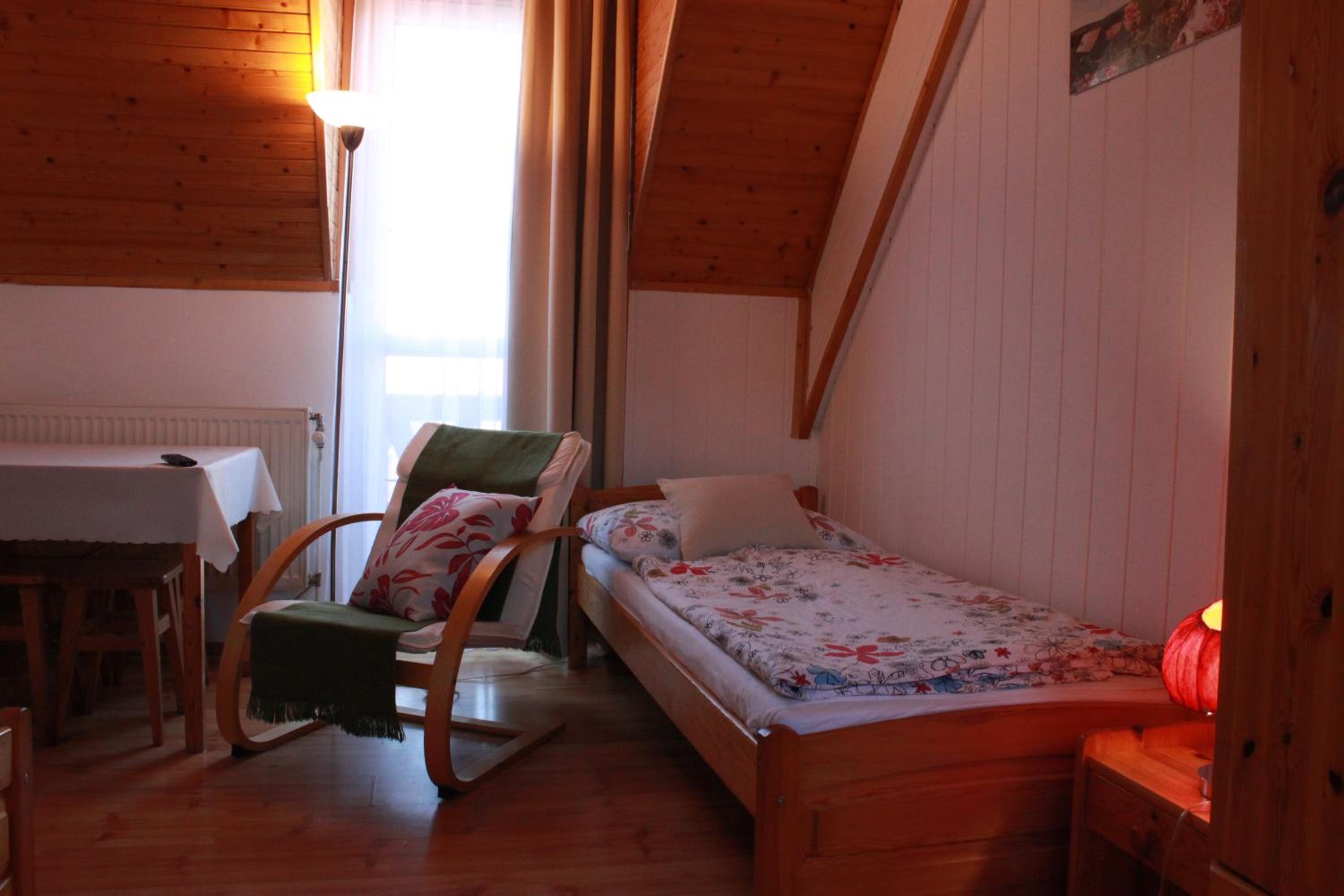 Photo 47