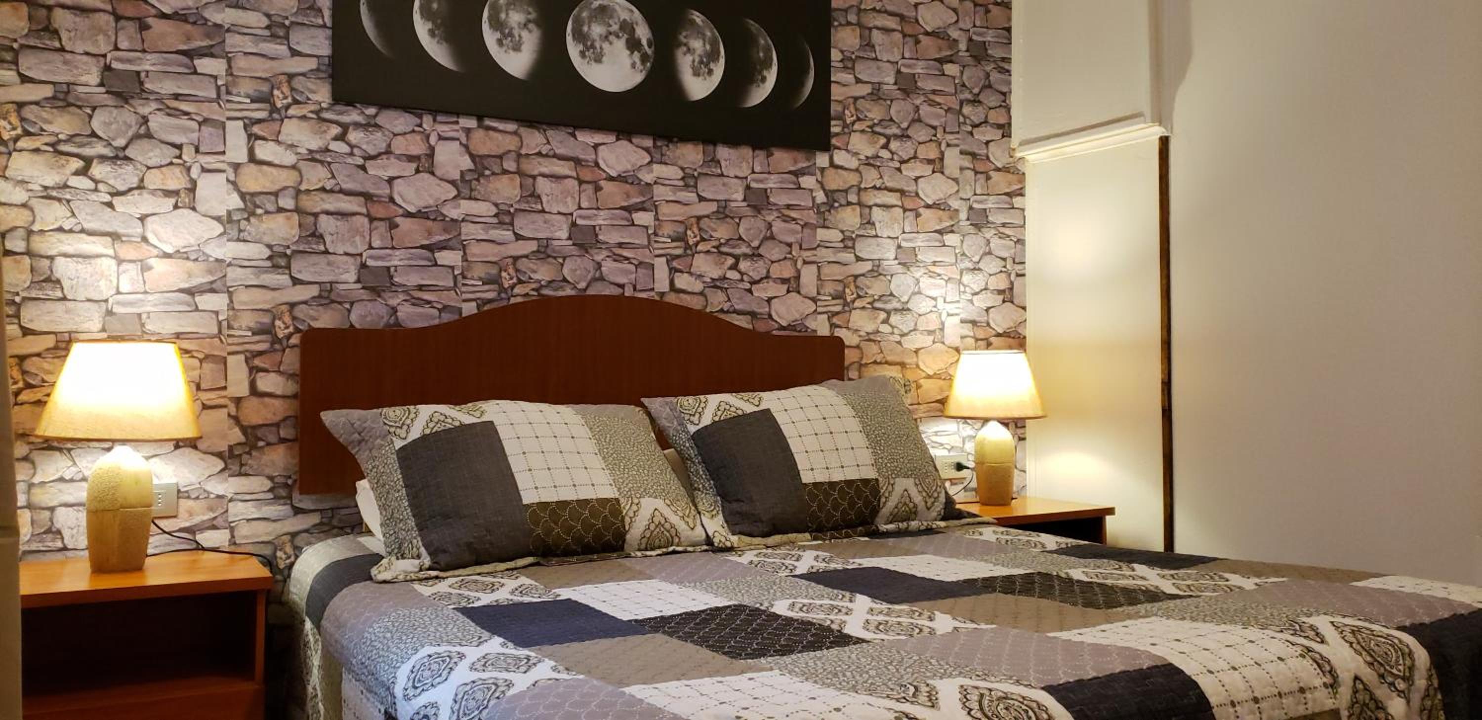 Hotel Hostal Torres del Paine 2 - Image 1