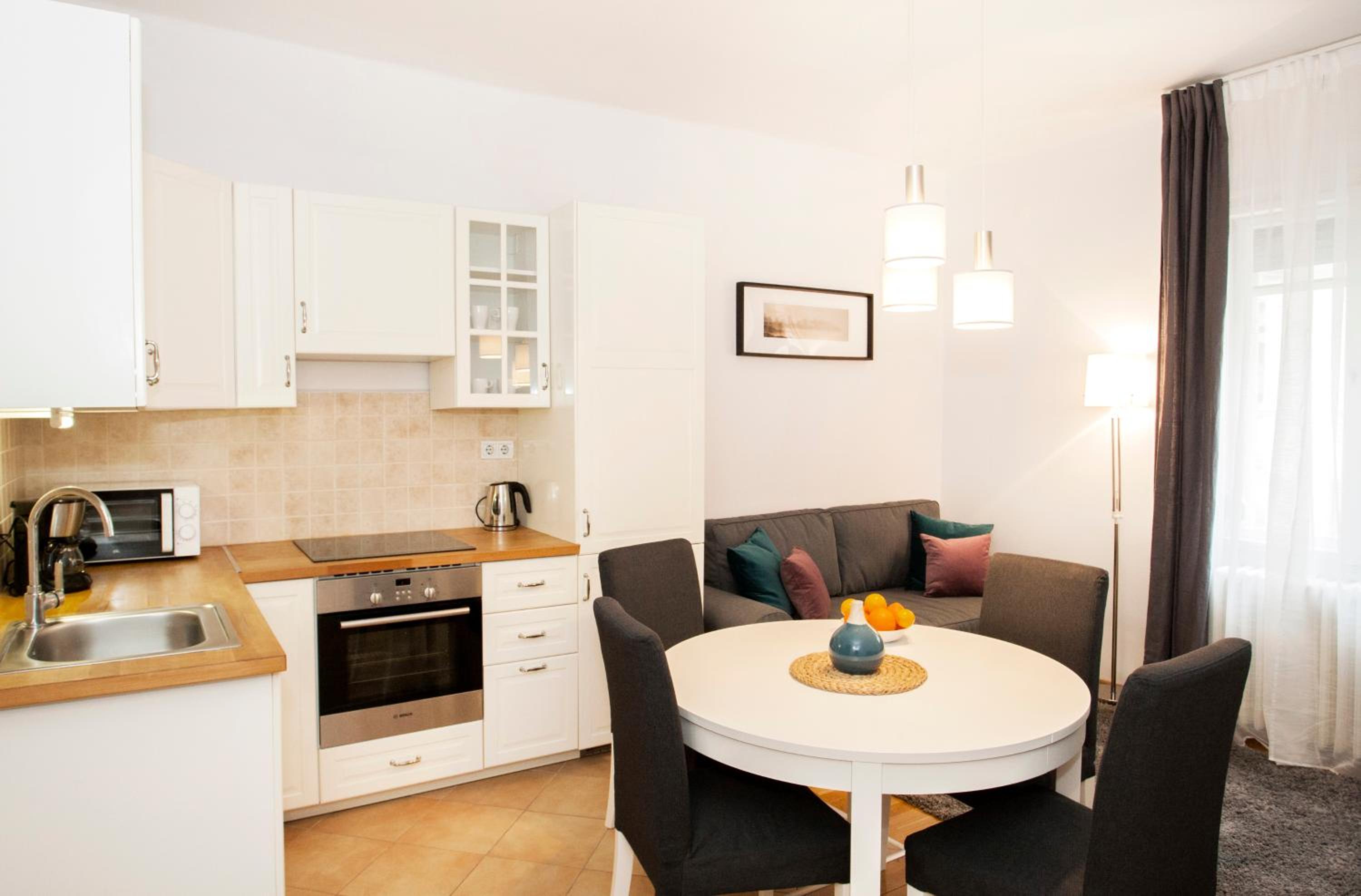 CHRISTINE-2 BEDROOMS APARTMENT IN THE DOWNTOWN view 5