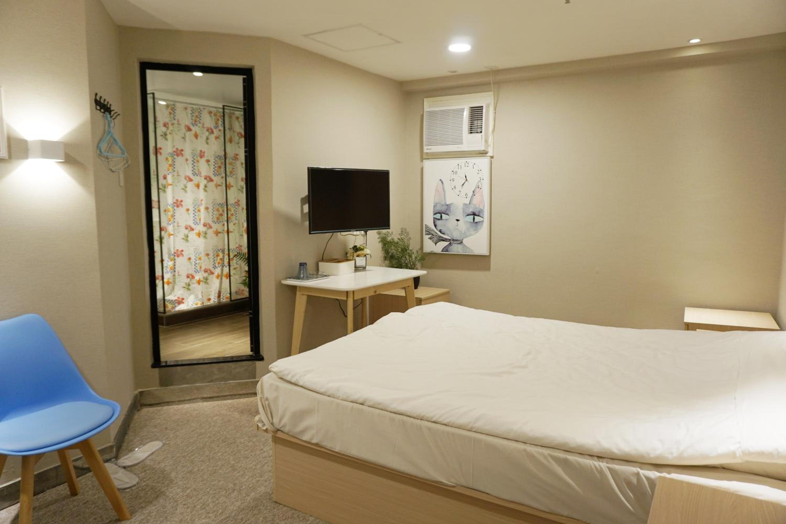 China HK Motel