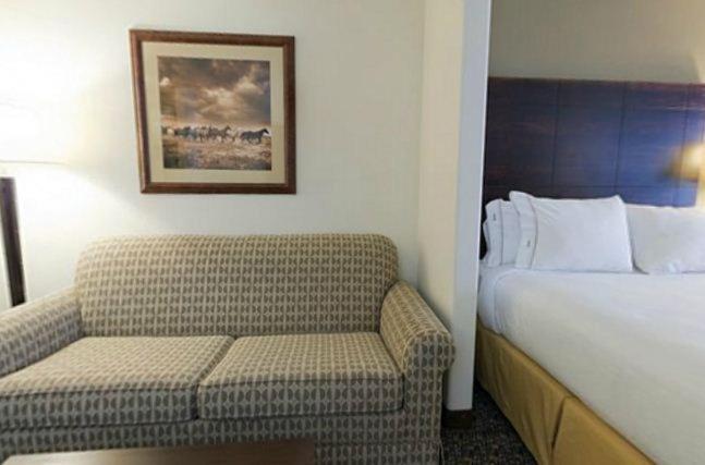 Riverton Vacations - Holiday Inn Express Hotel  Suites Lander, an IHG Hotel - Property Image 2
