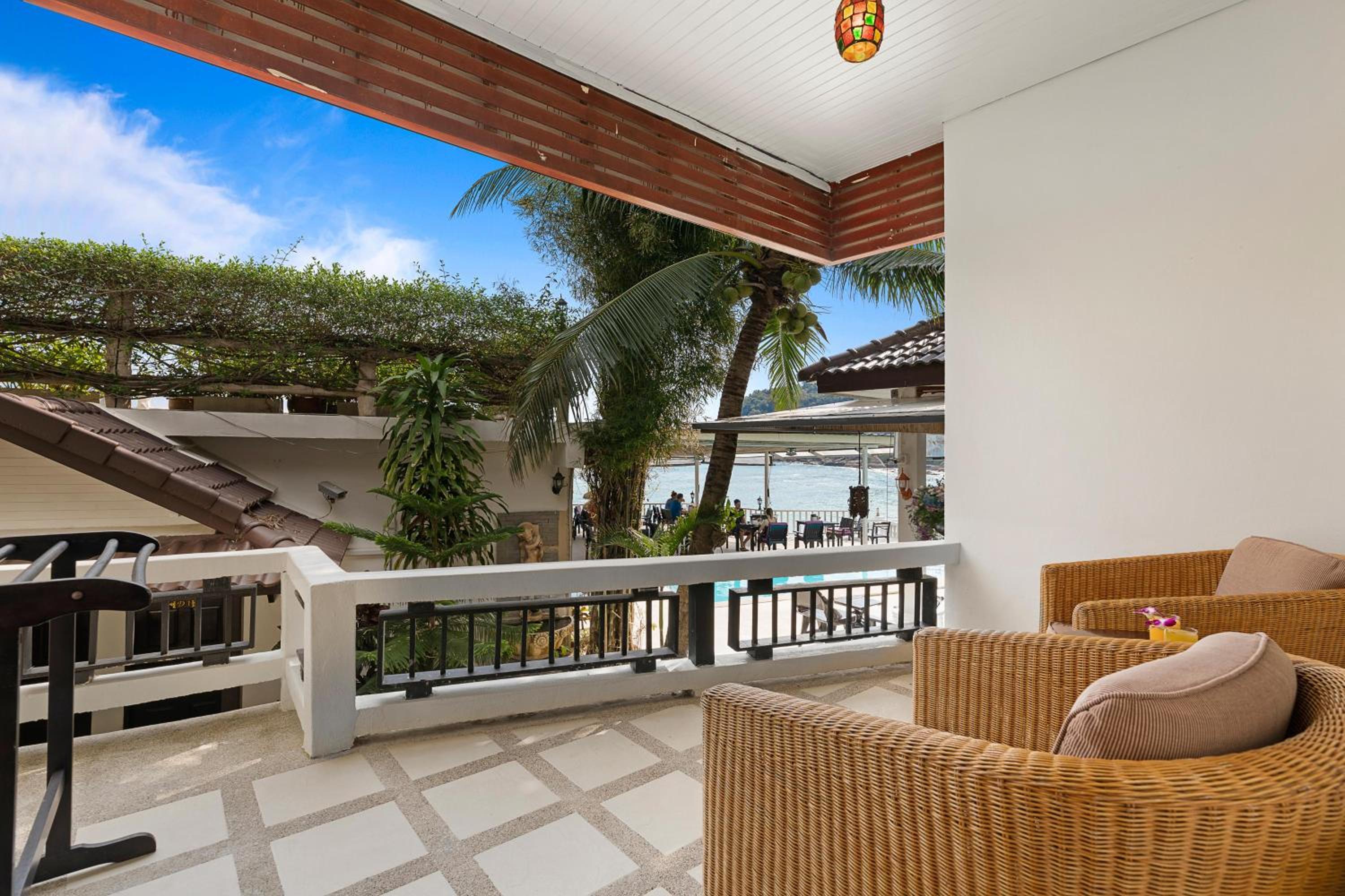 Crystal Bay Beach Resort 8