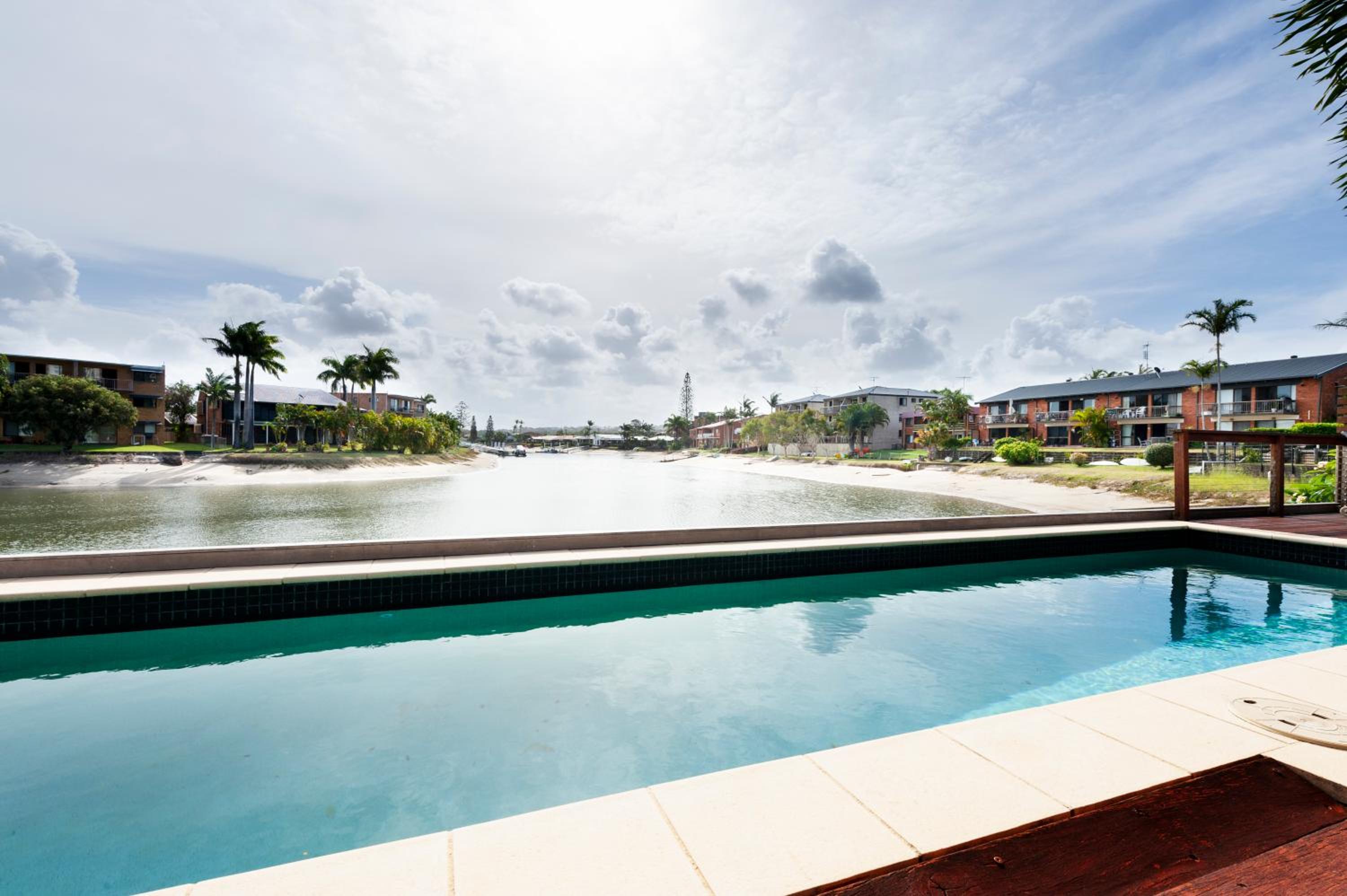Saltwater Villas - Pet Friendly Accommodation