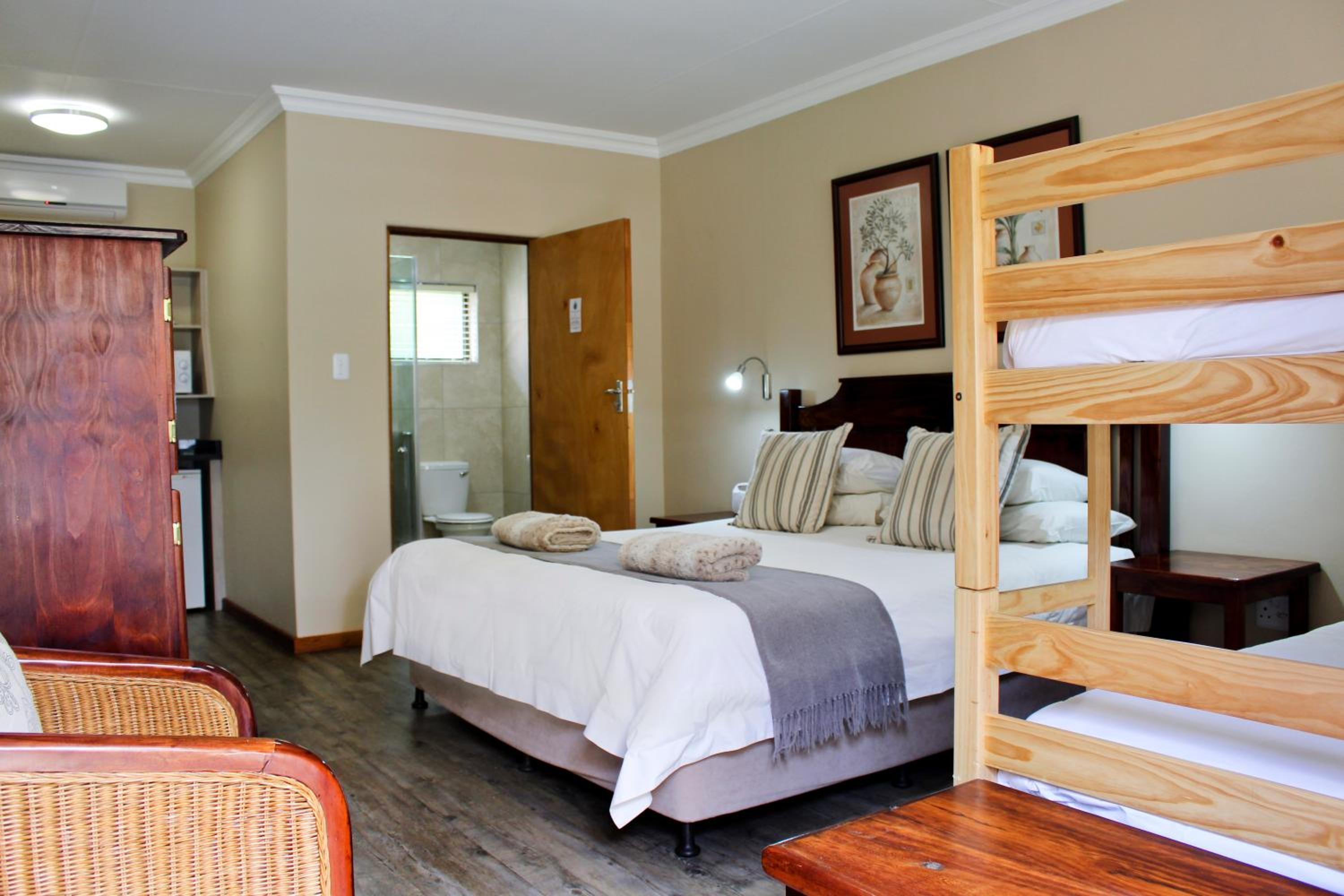 17 on Bird Guest House