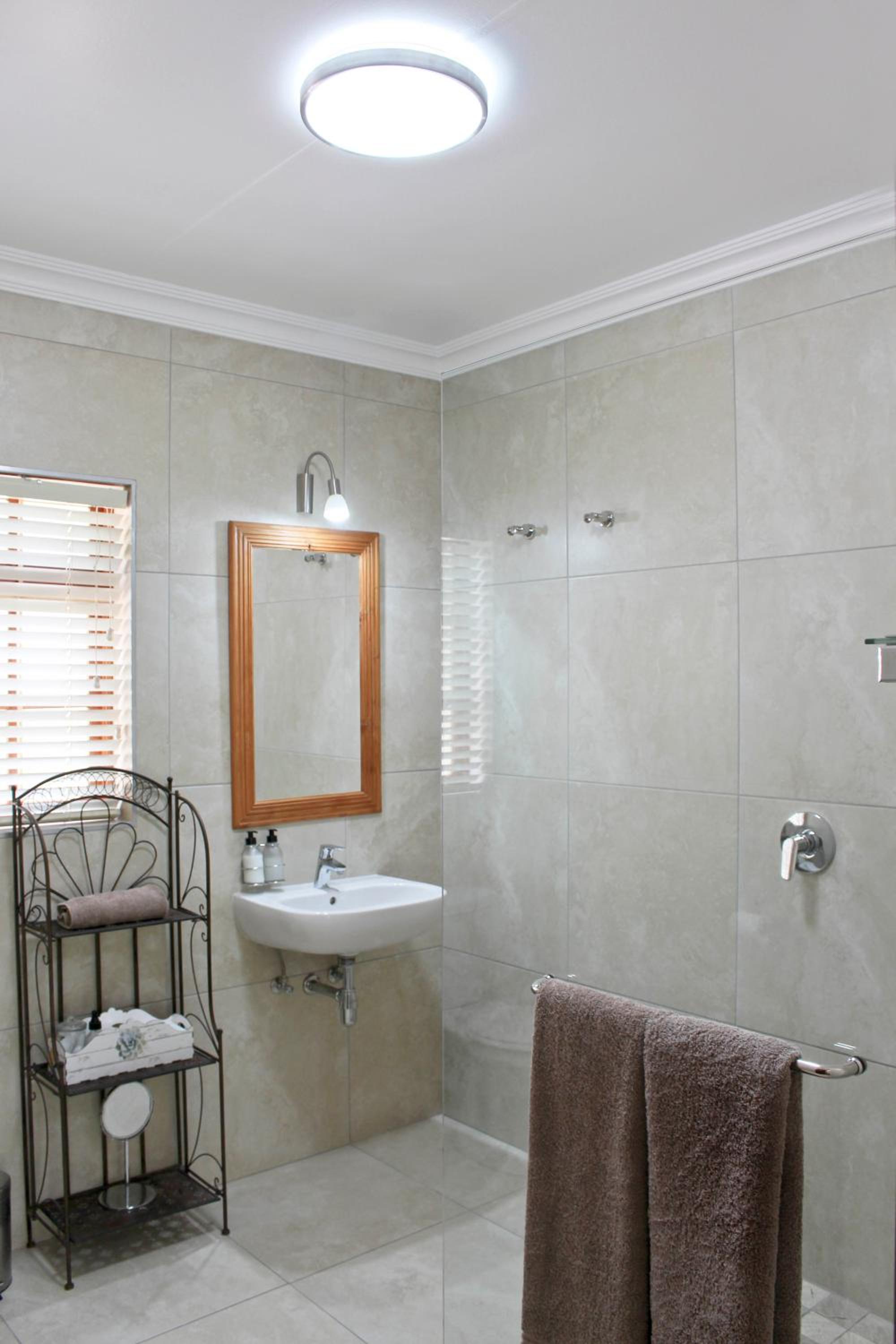 17 on Bird Guest House