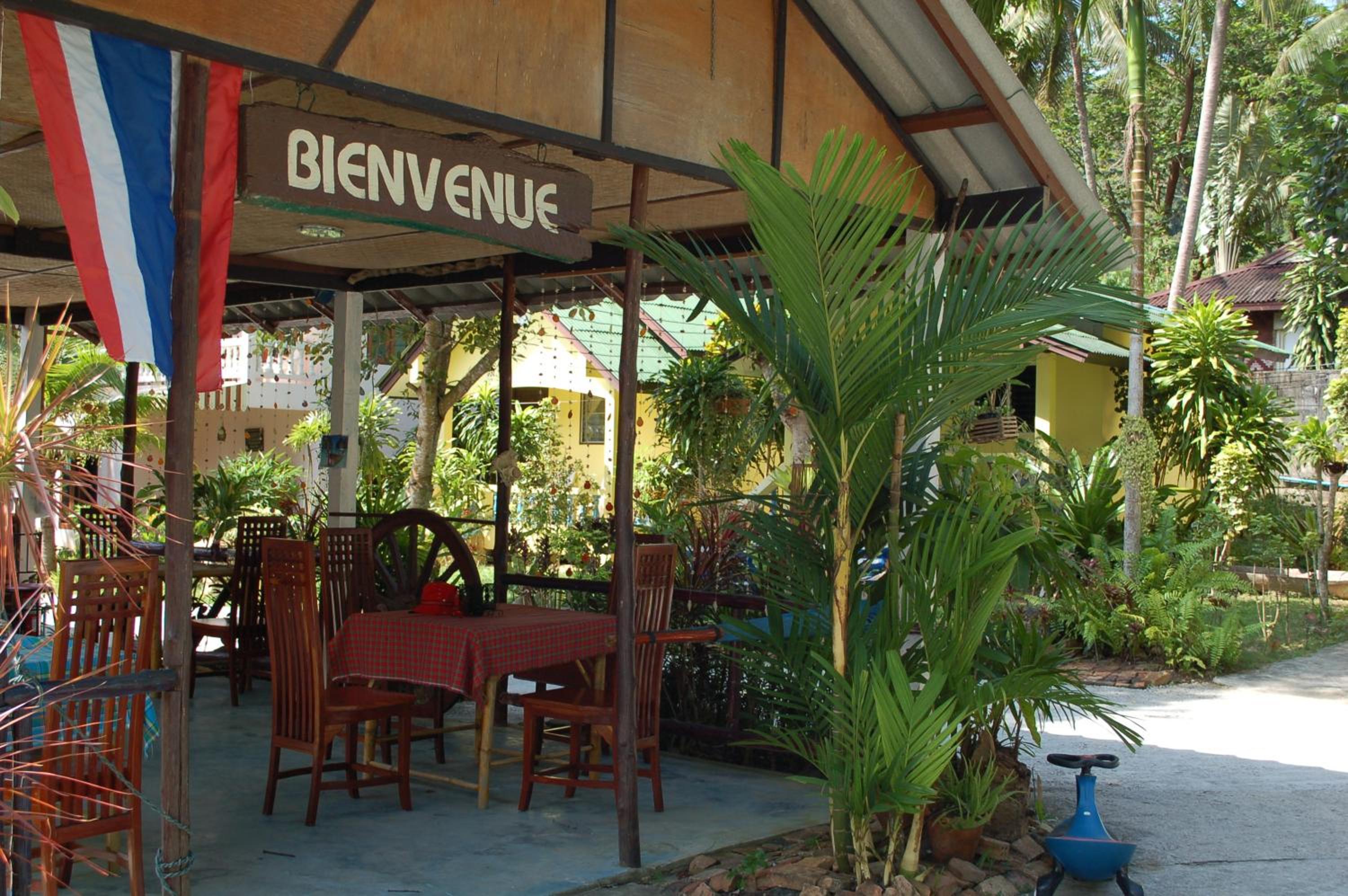 Anawin Bungalows