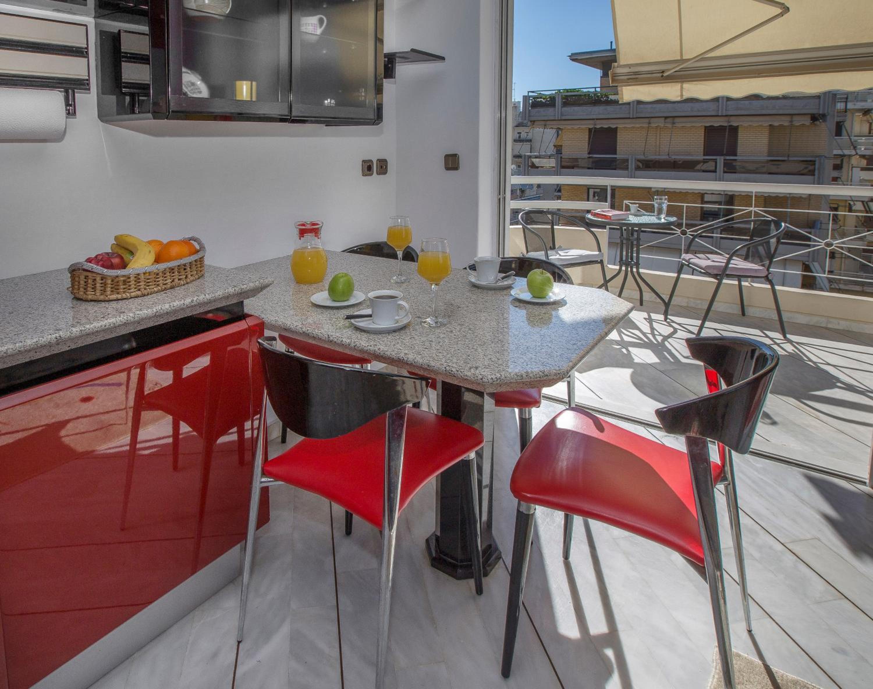 Nice Sea View Elegant Apartment