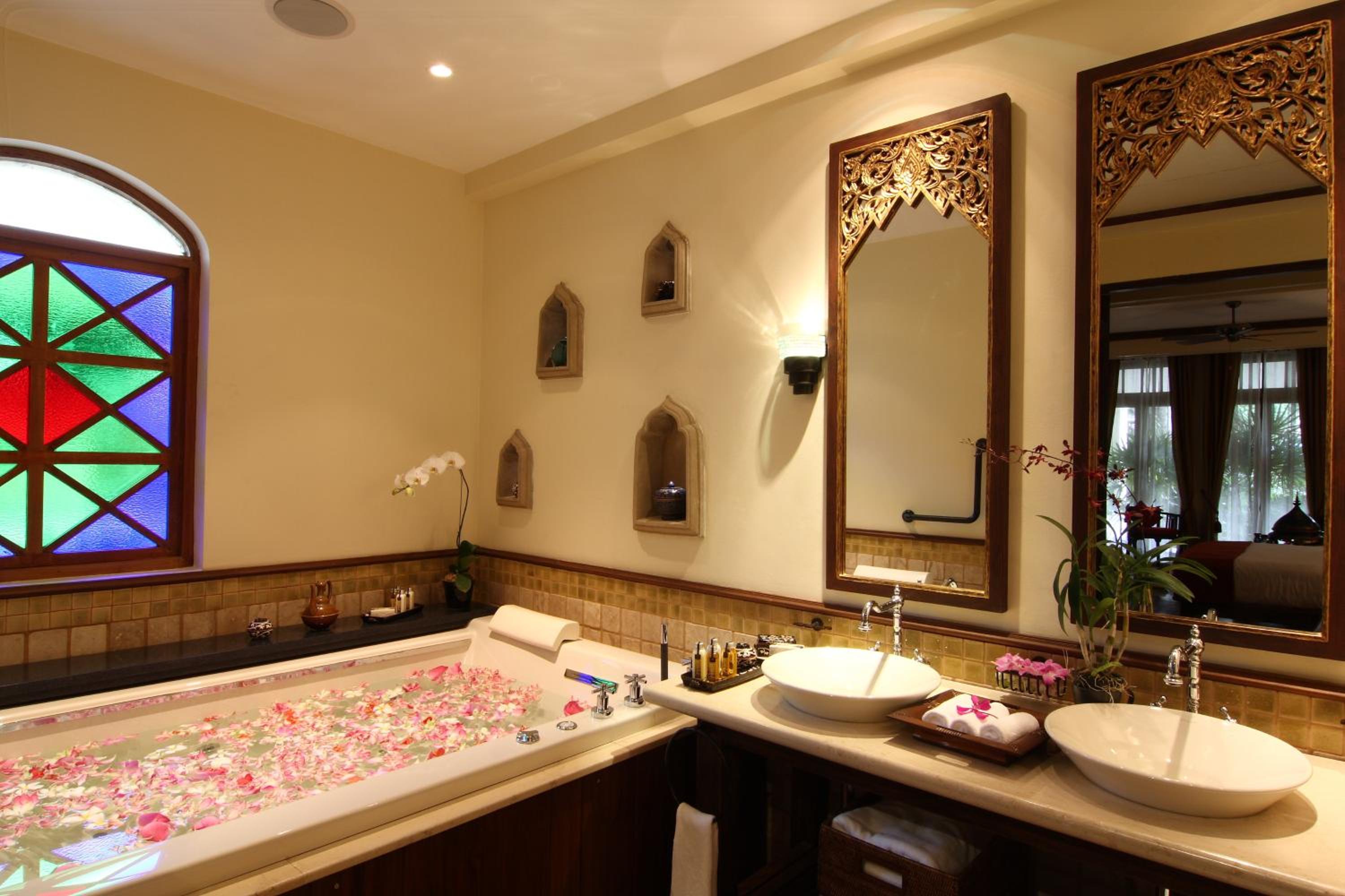 Ariyasom Villa