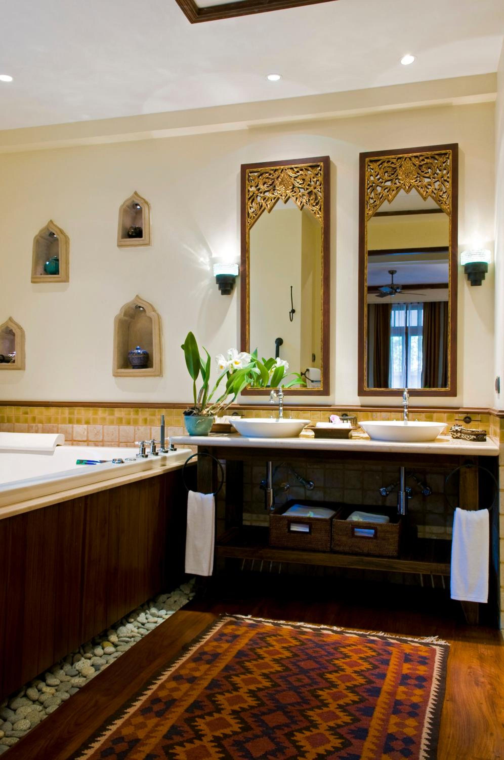 Ariyasom Villa