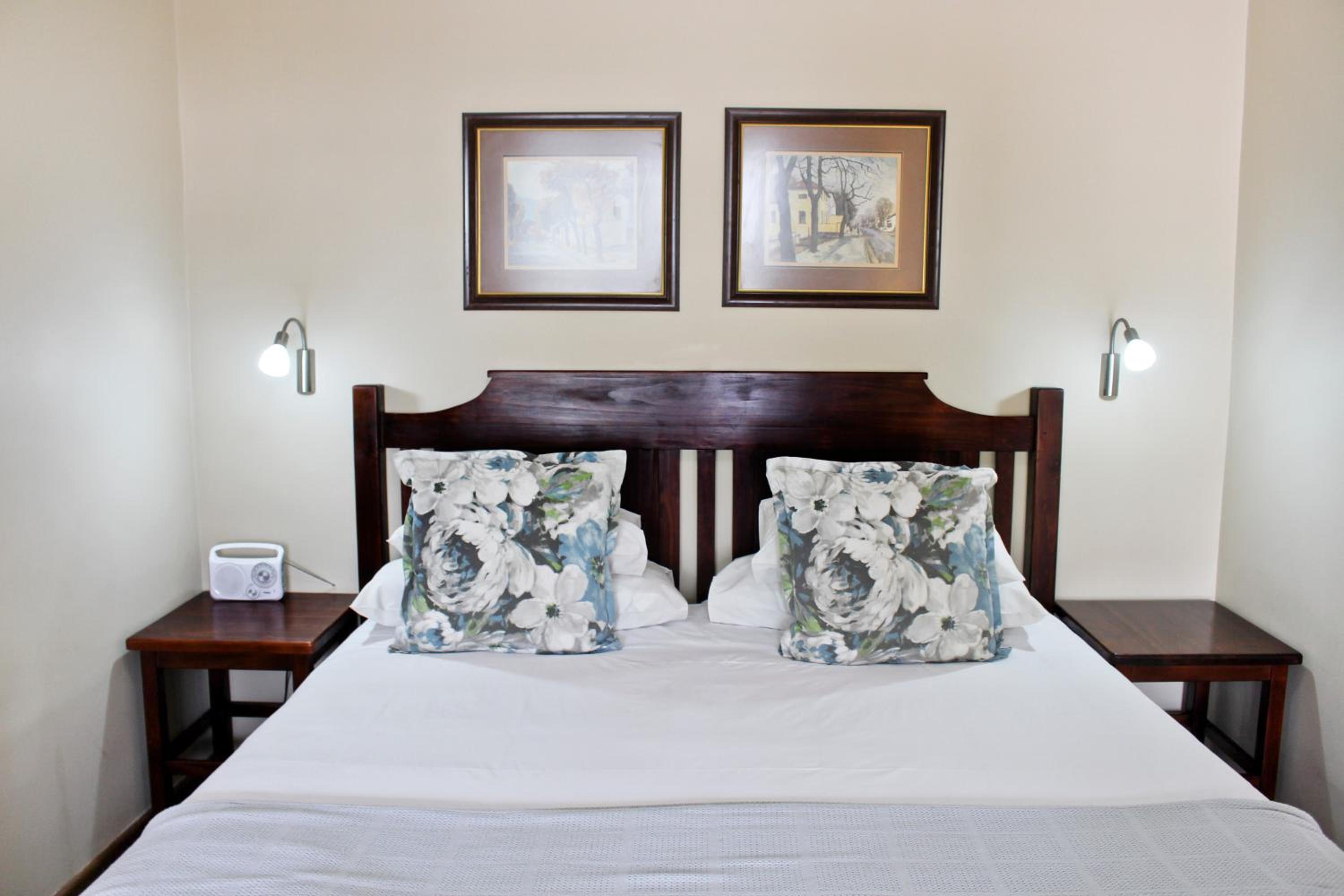 17 on Bird Guest House
