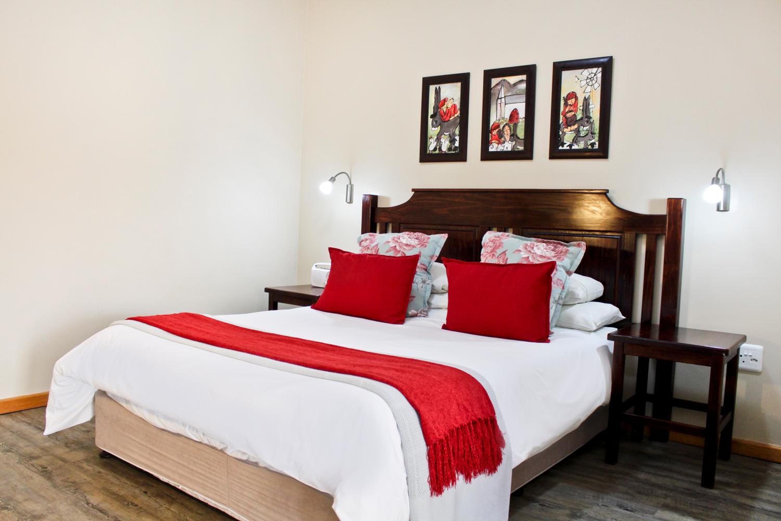 17 on Bird Guest House