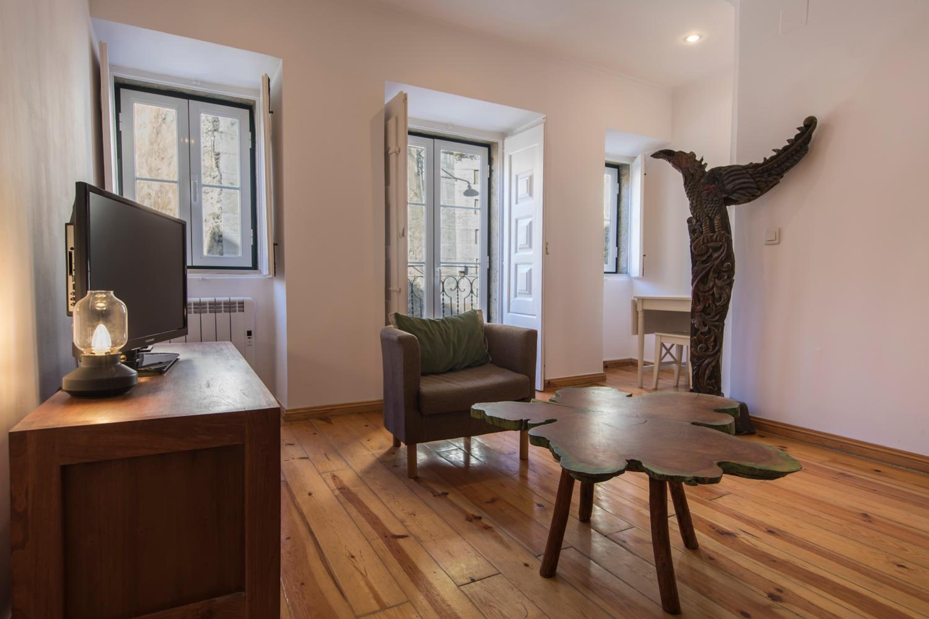 Lisbon Vacations - A Pearl in Grace Land - Property Image 4