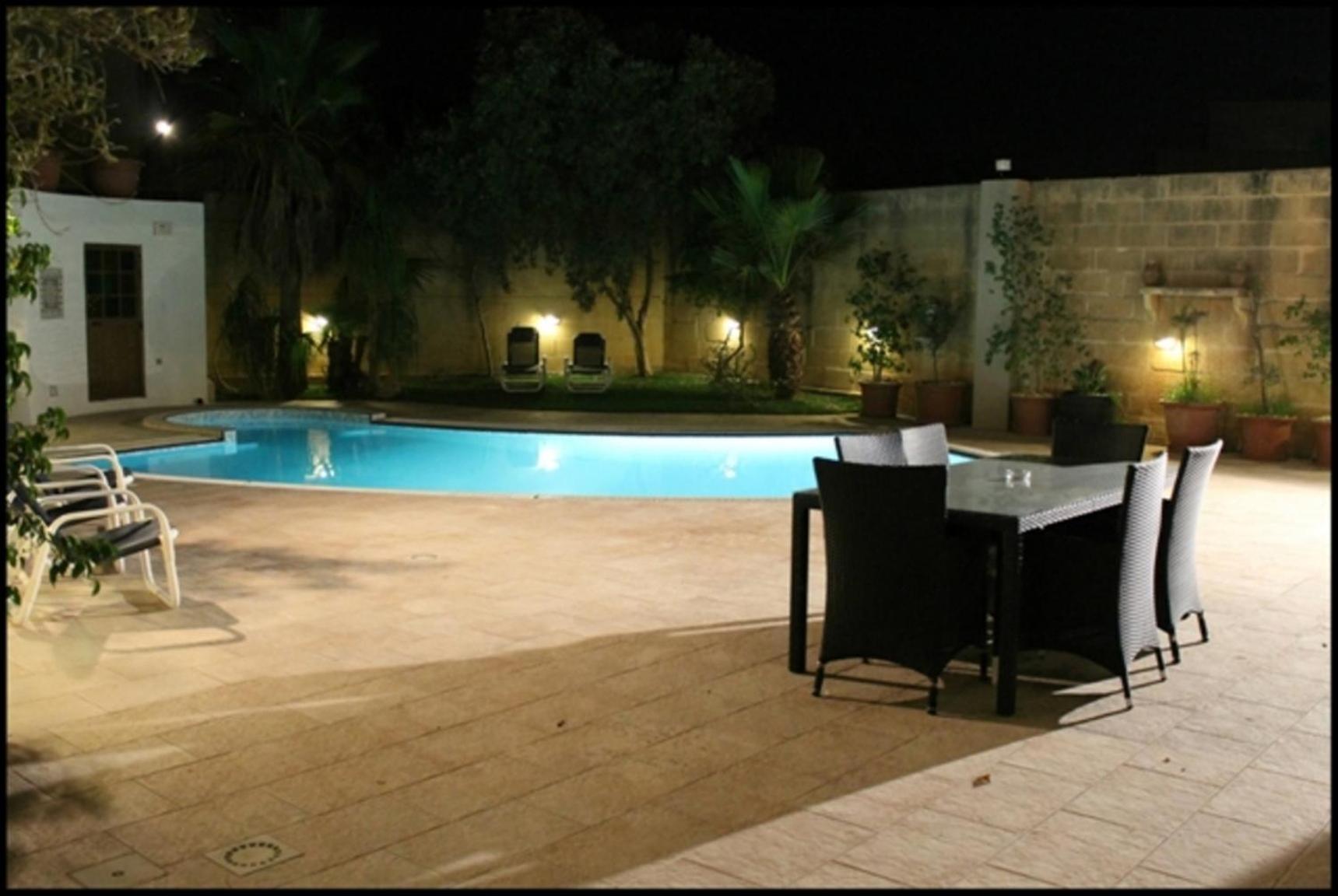 Hotel Villa Naxxar Malta - Fully AC, 4 Bedroom property with Private Pool - Image 1