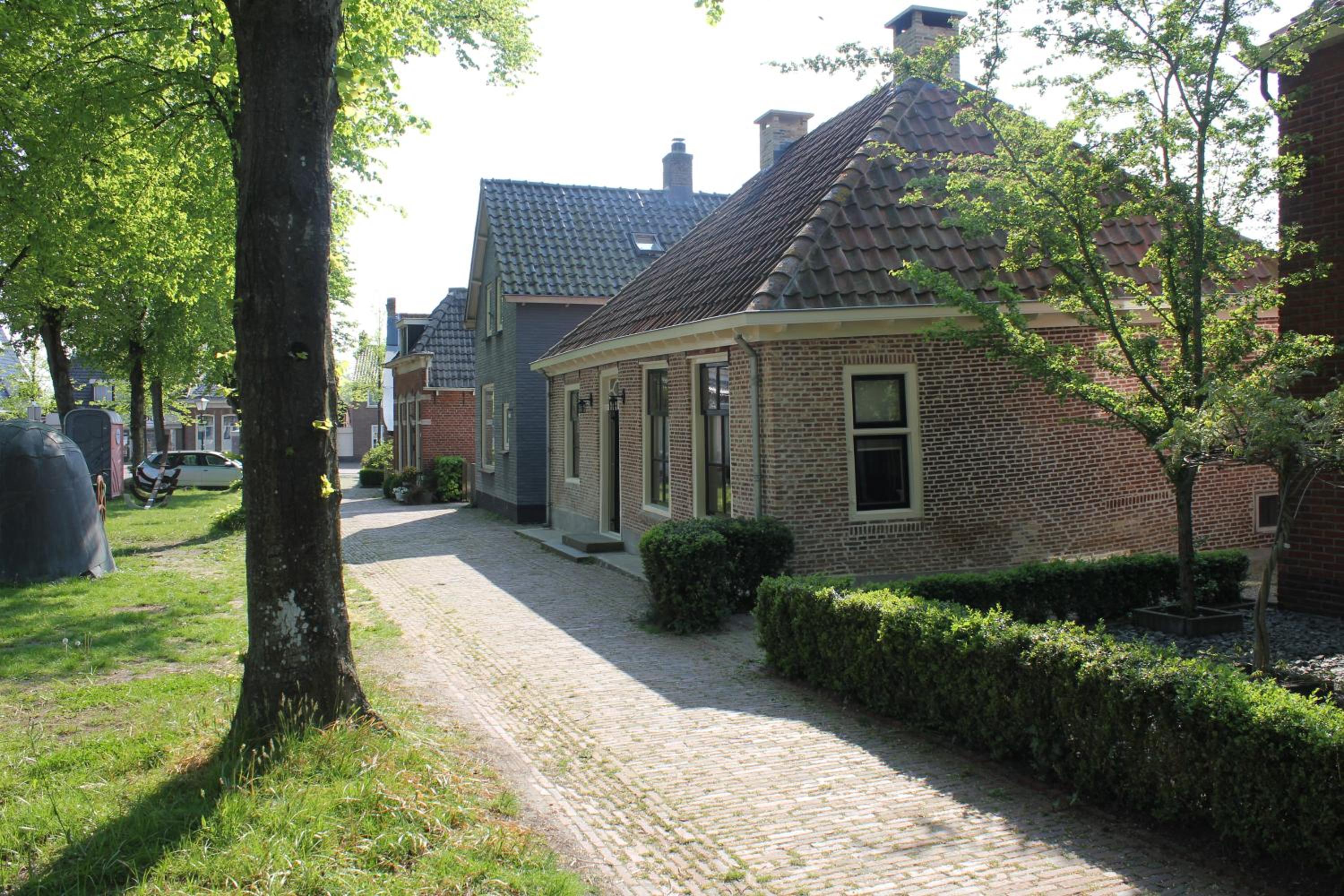 Photo 6