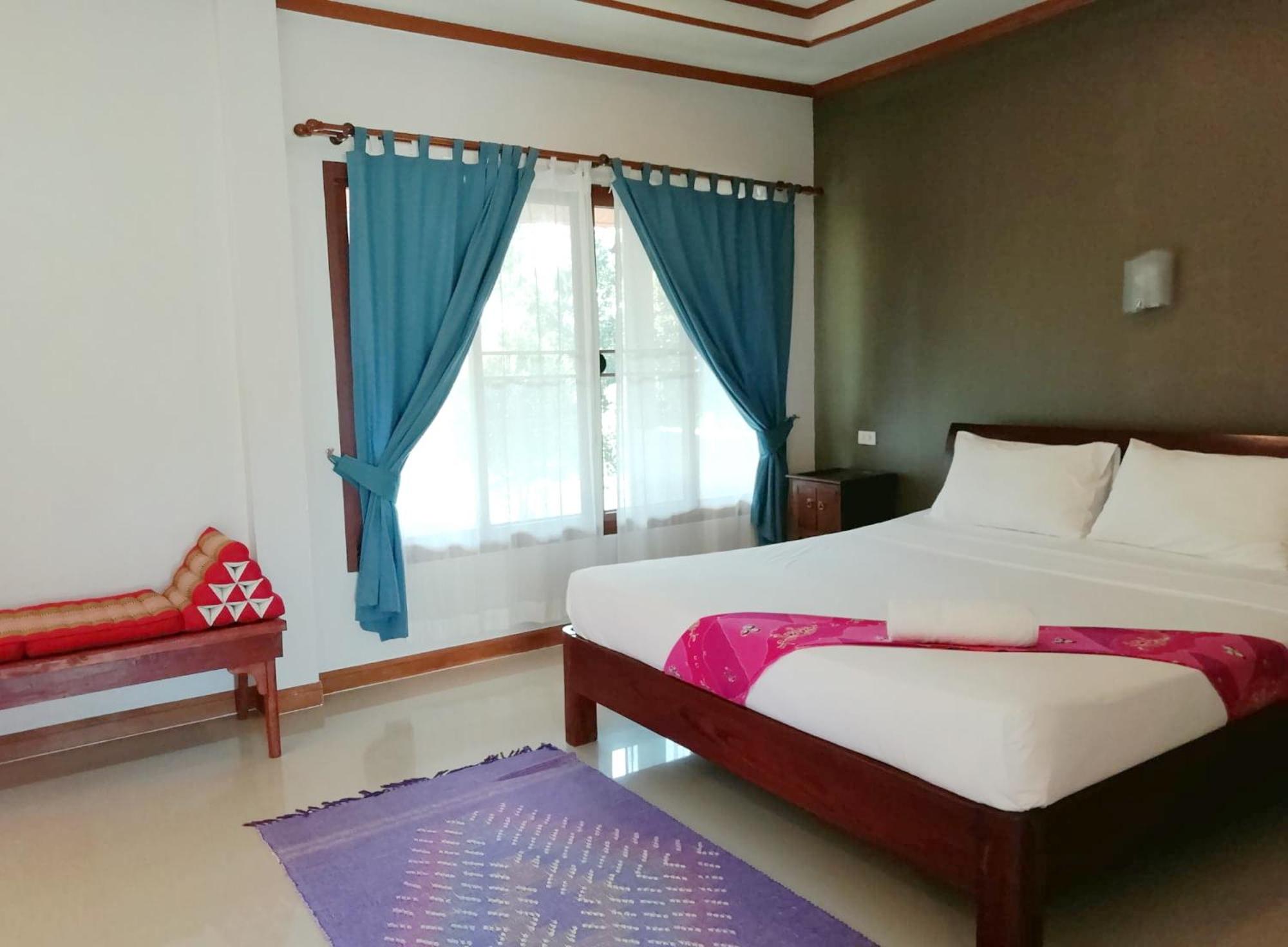 Lanta Wanida Resort