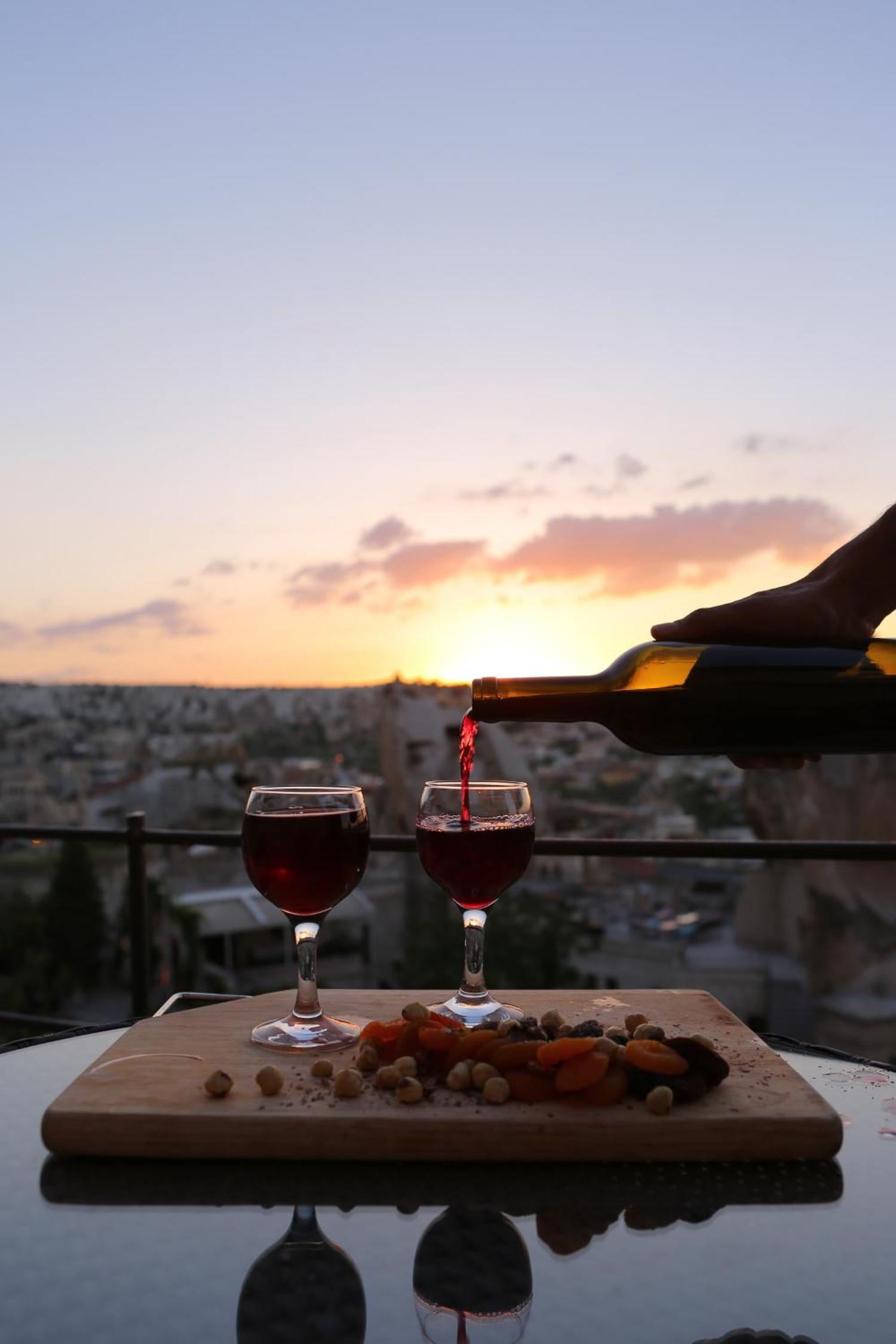 Village Cave House Hotel - Image 5