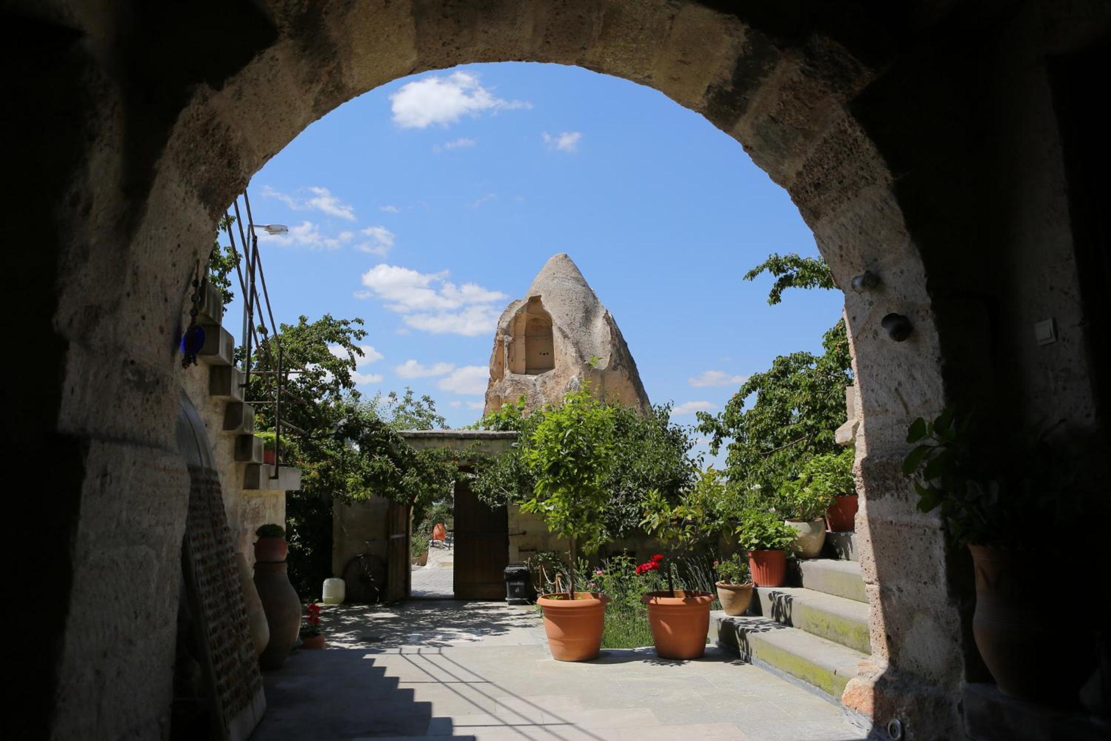 Village Cave House Hotel - Image 15