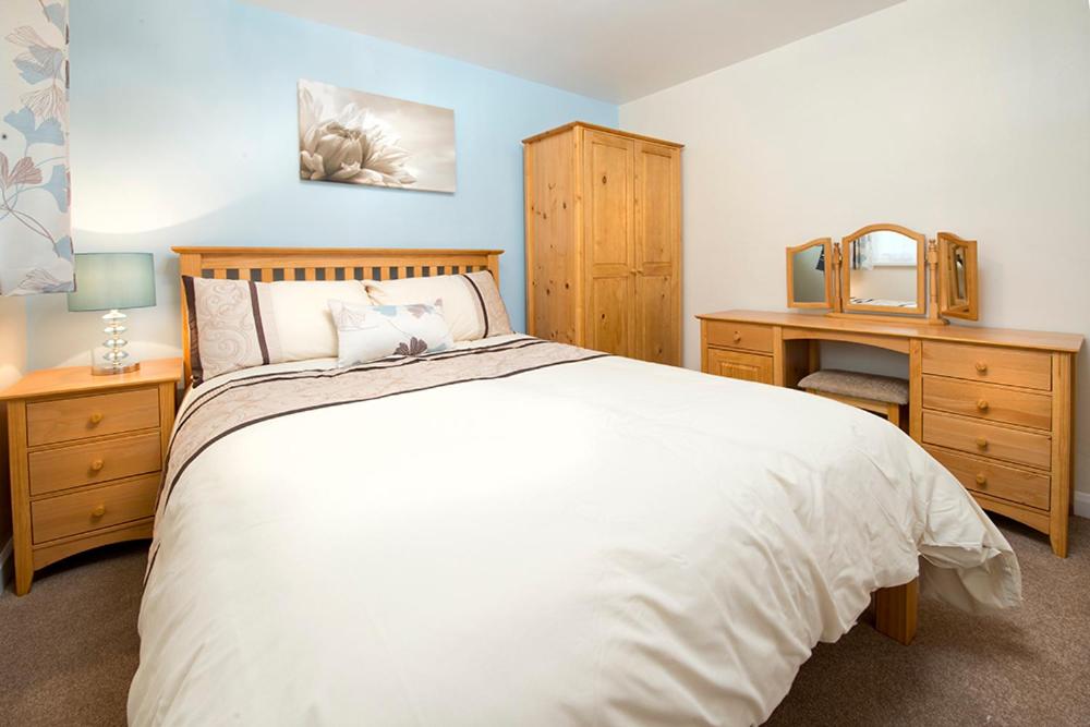 Trelawne Manor Holiday Park