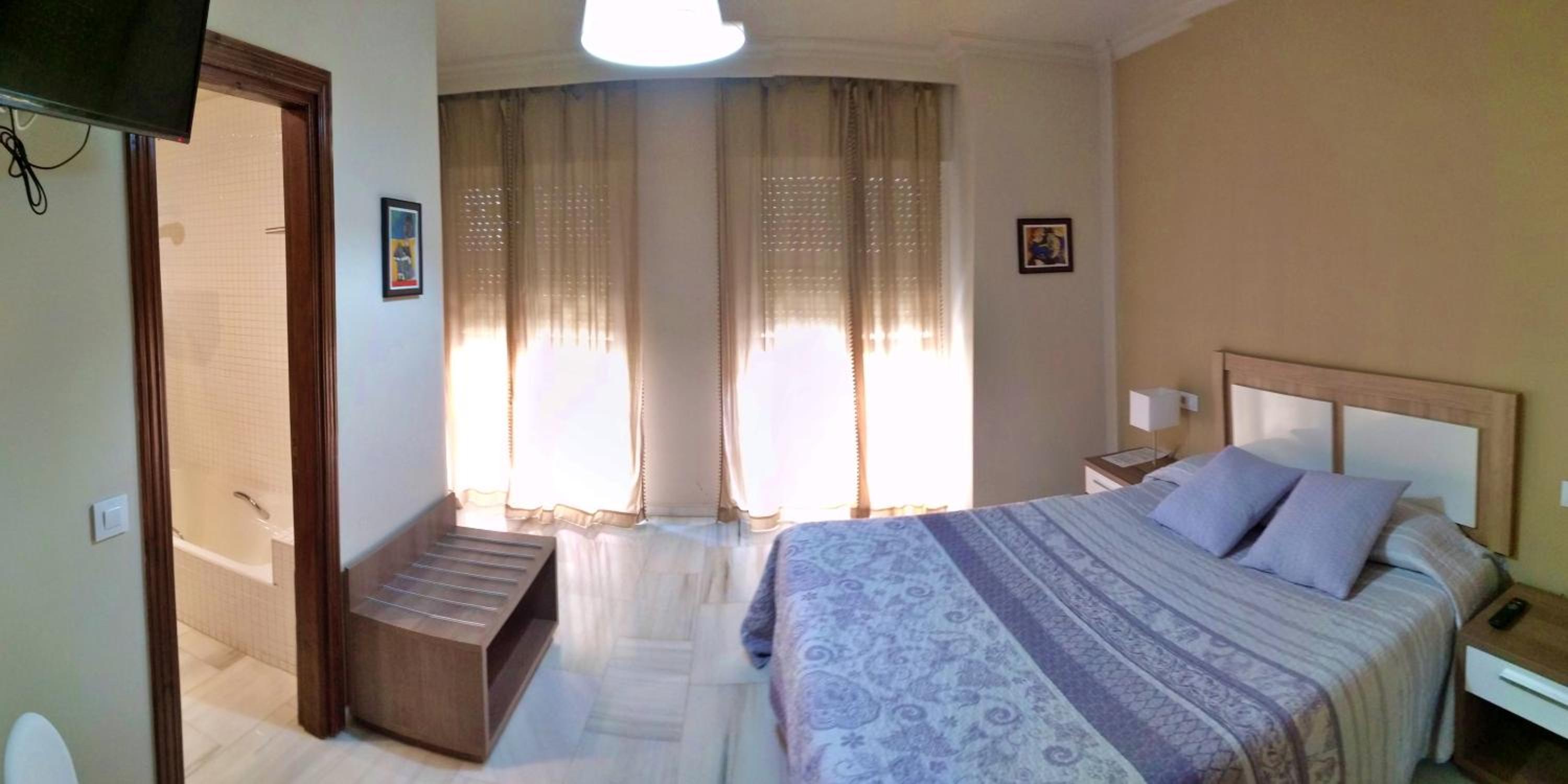 Hostal Tilos