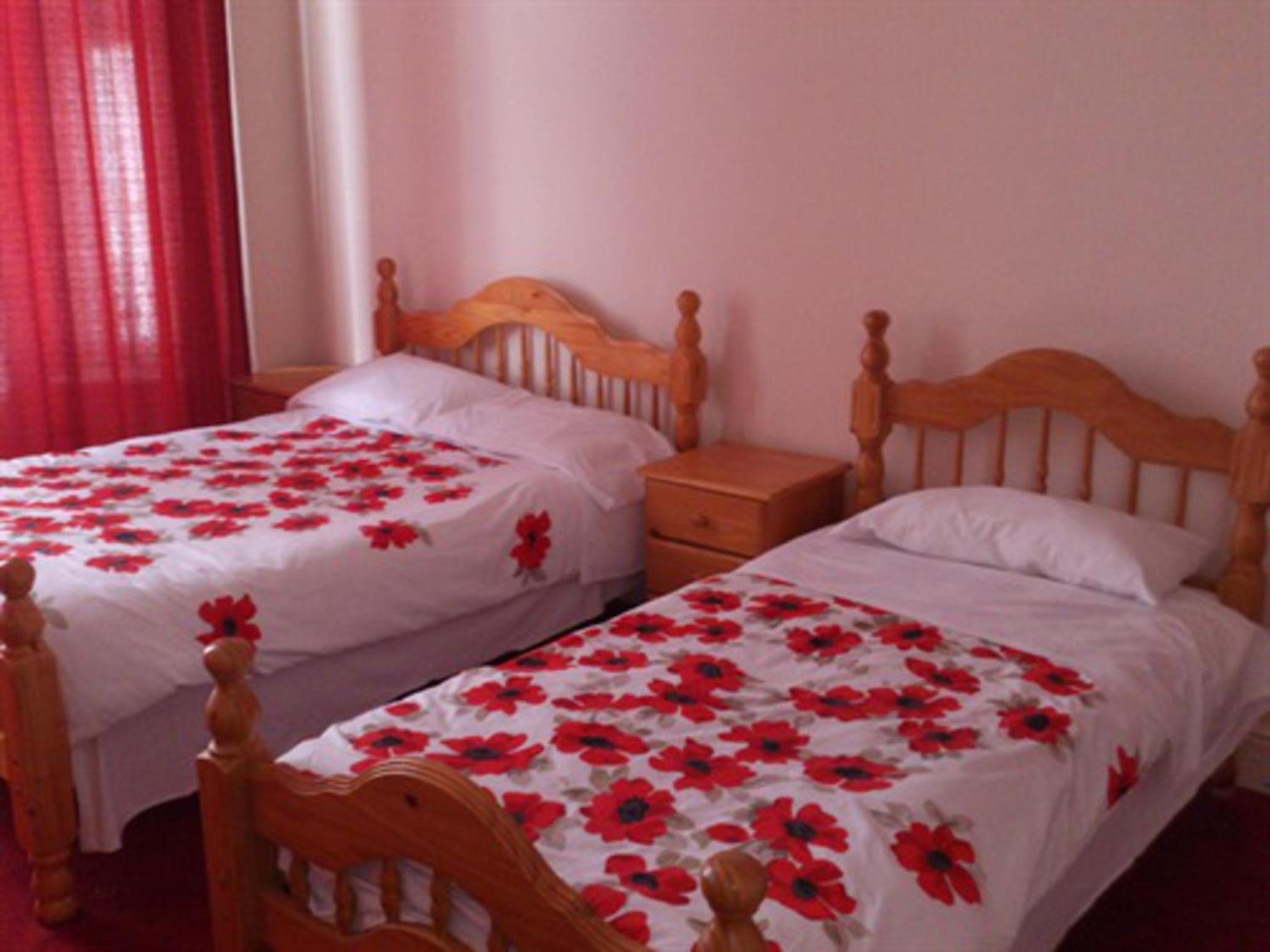 Leicester Vacations - Grafton House - Property Image 8