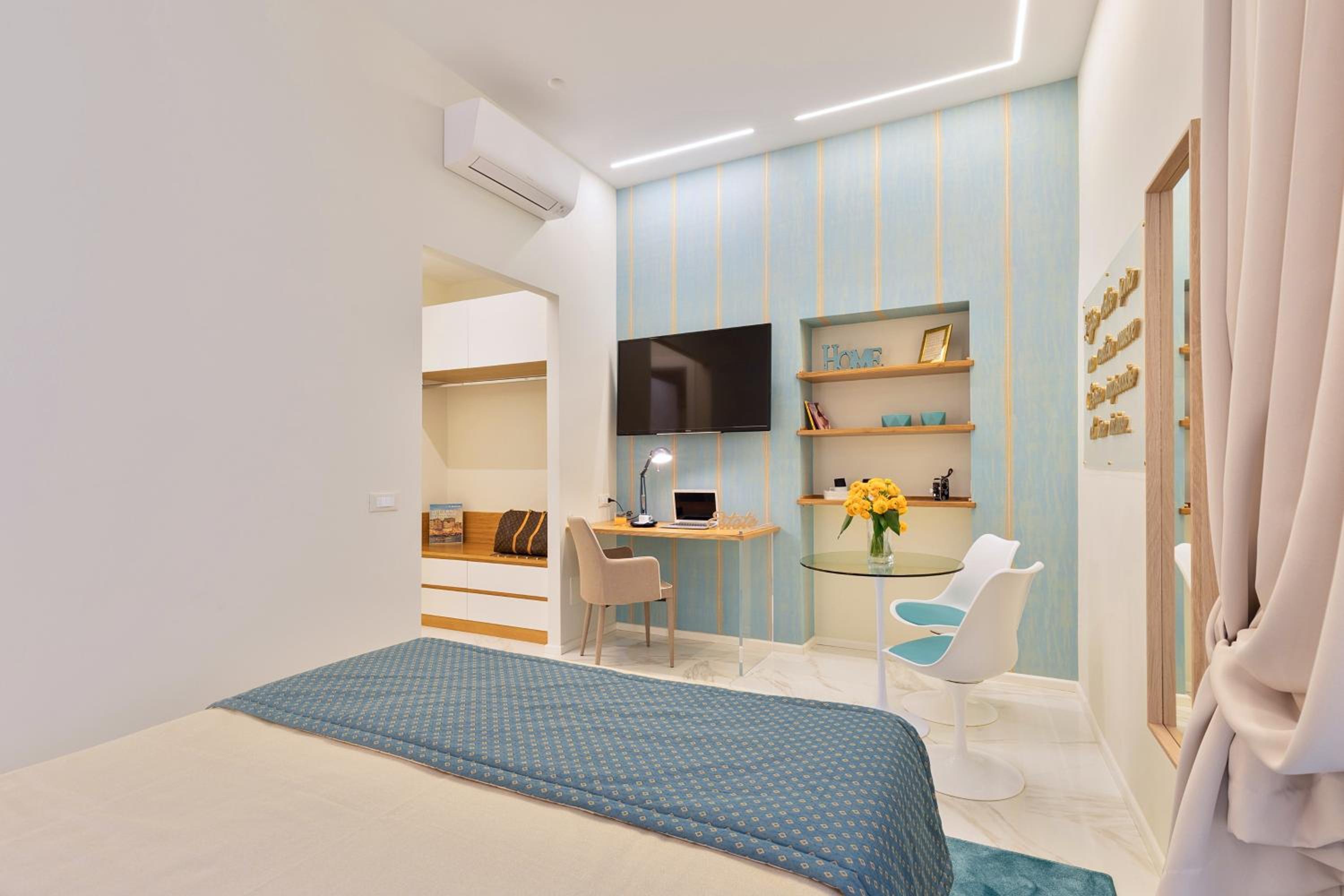Cavour Suites Guest House