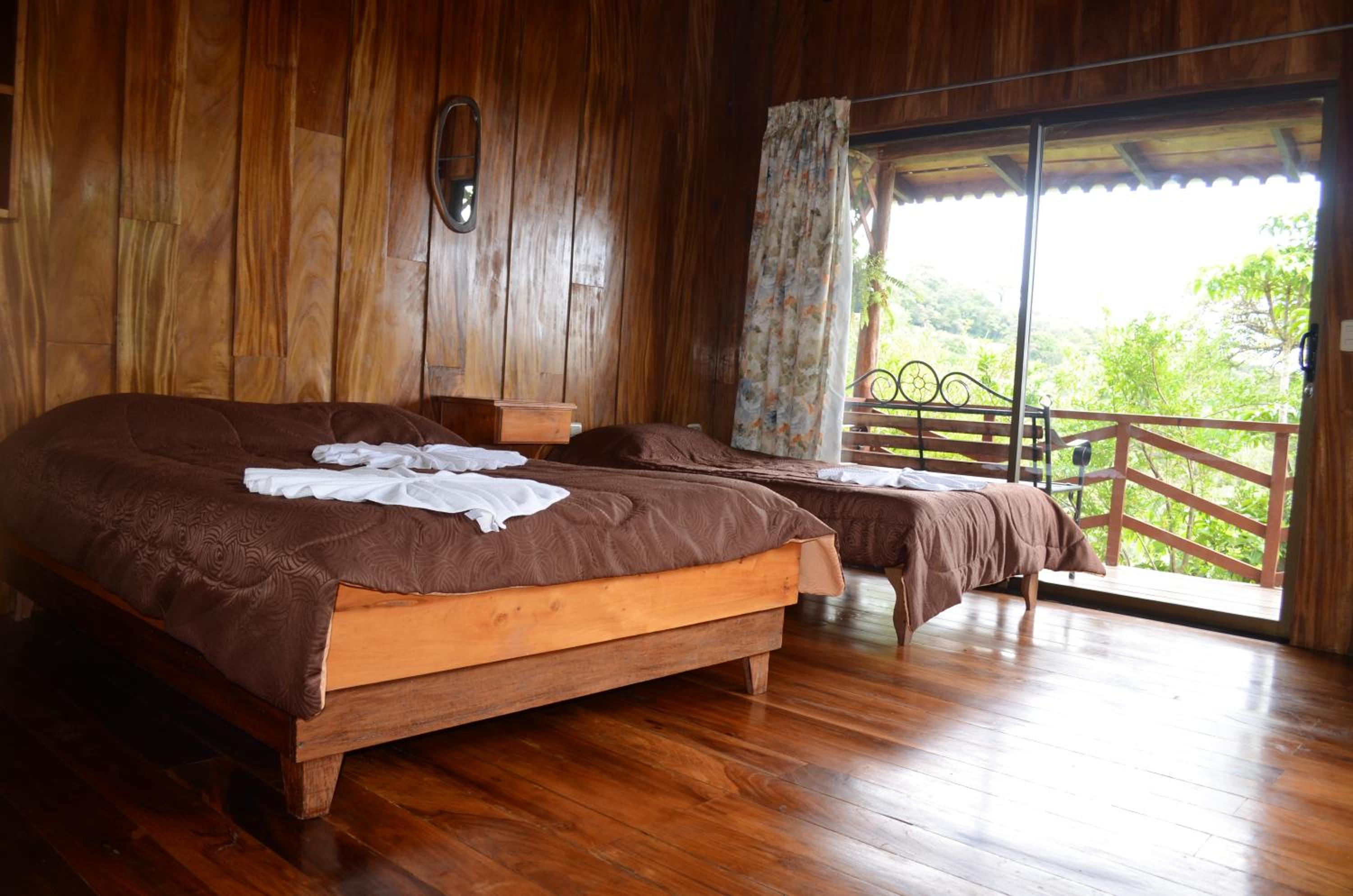 Cabinas Capulin & Farm