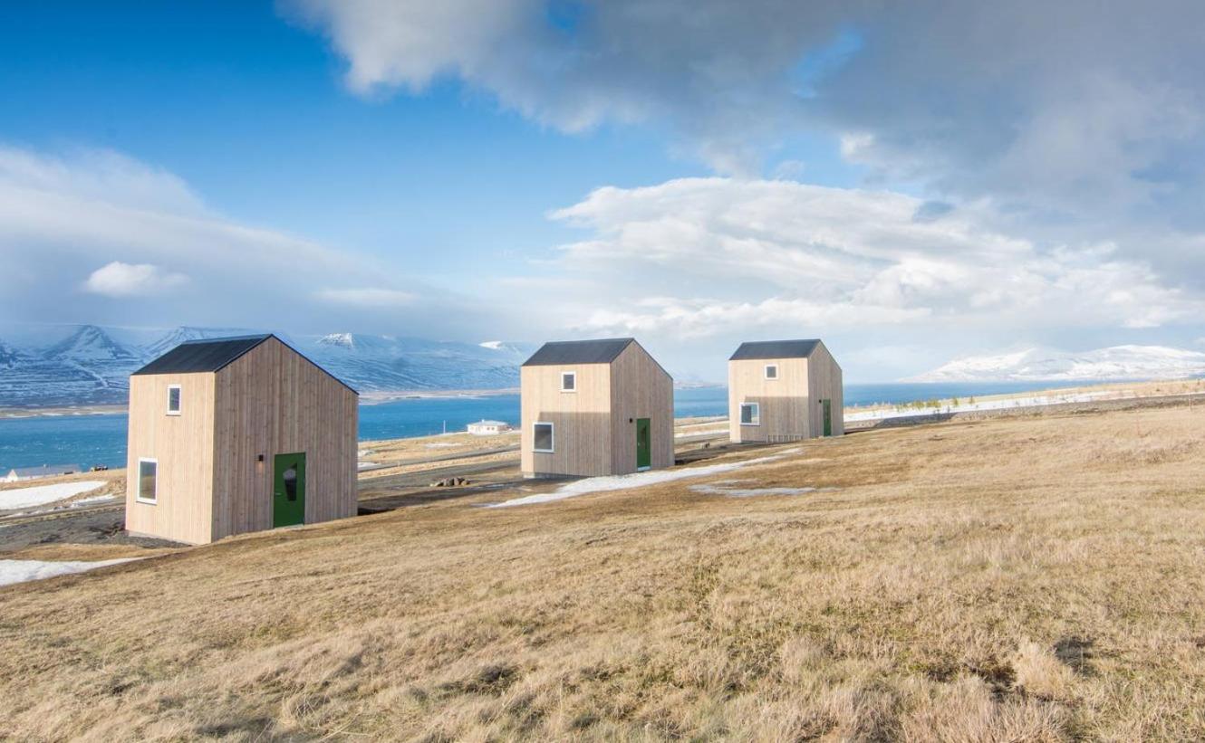 Sunnuhlid houses
