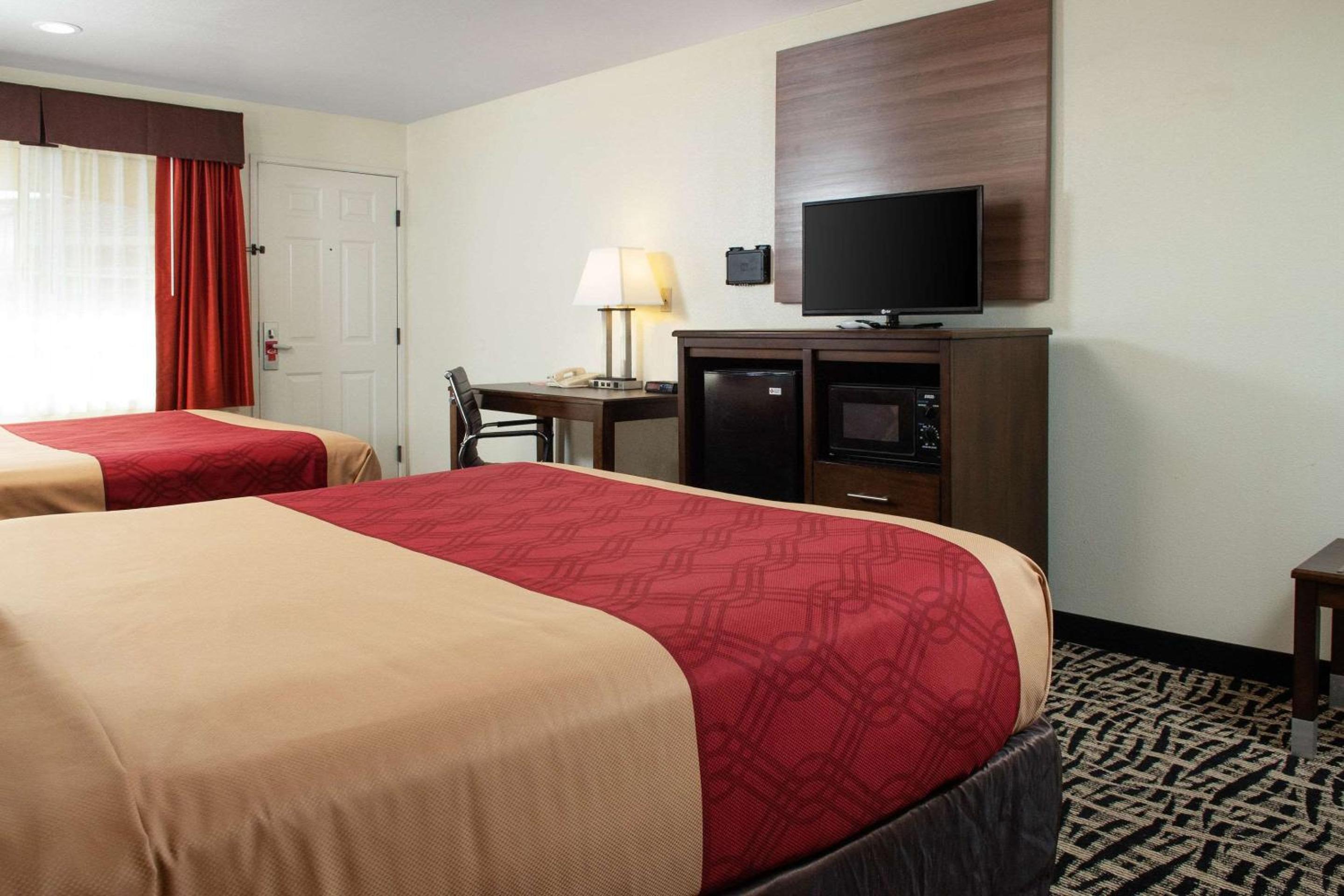 Executive Inn westley,CA - Property Image 1