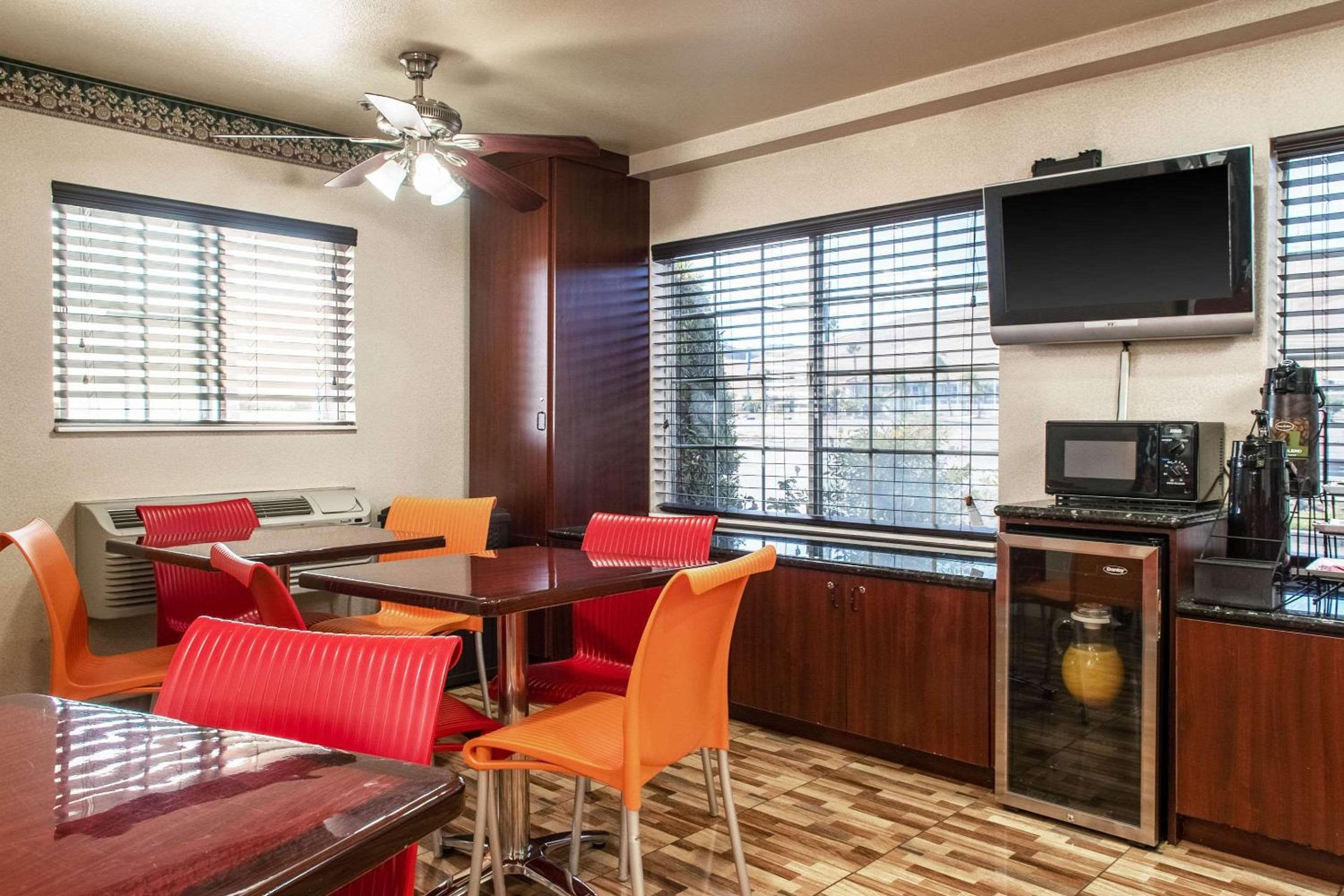 Executive Inn westley,CA - Property Image 8