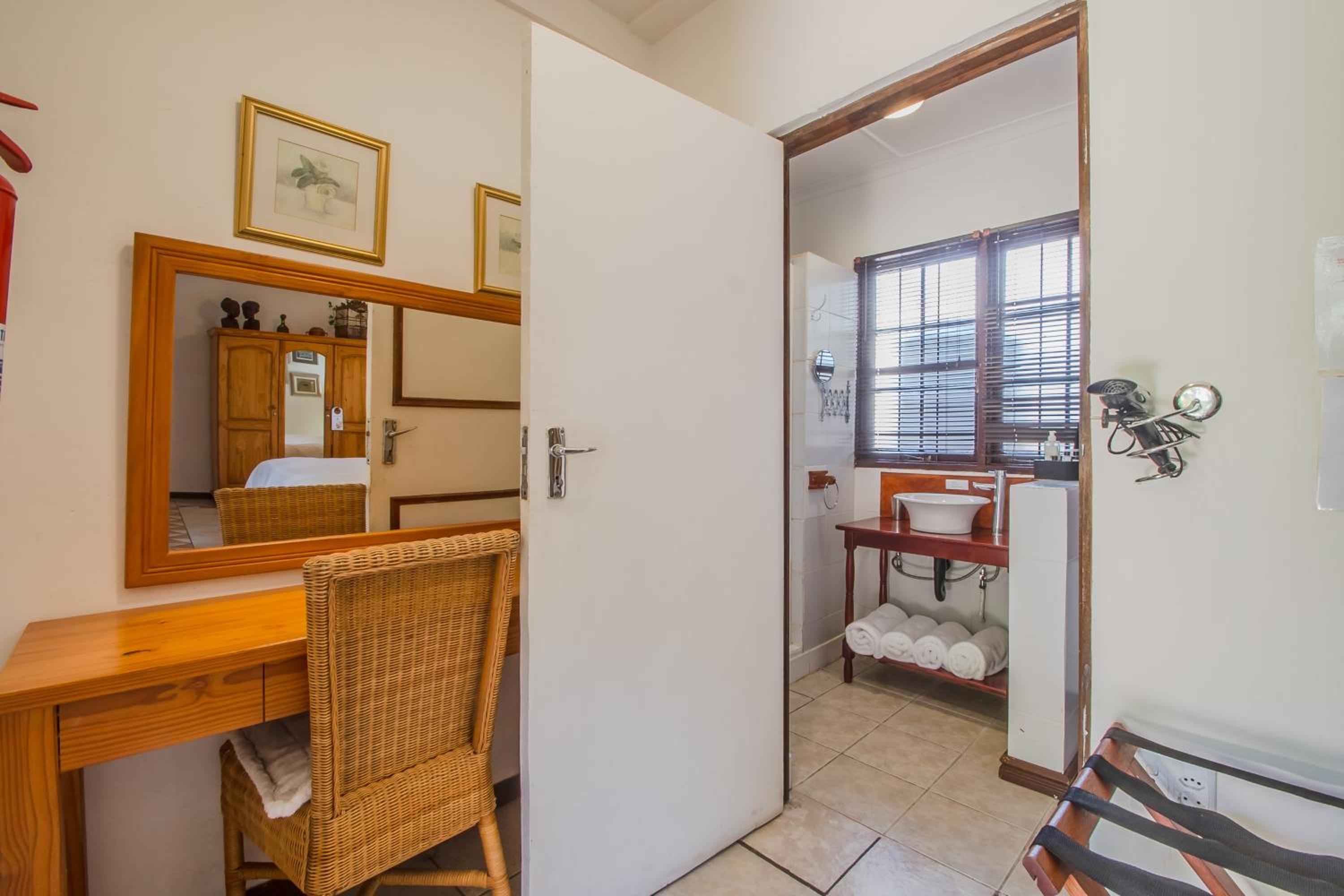 HoneyPot Guest house