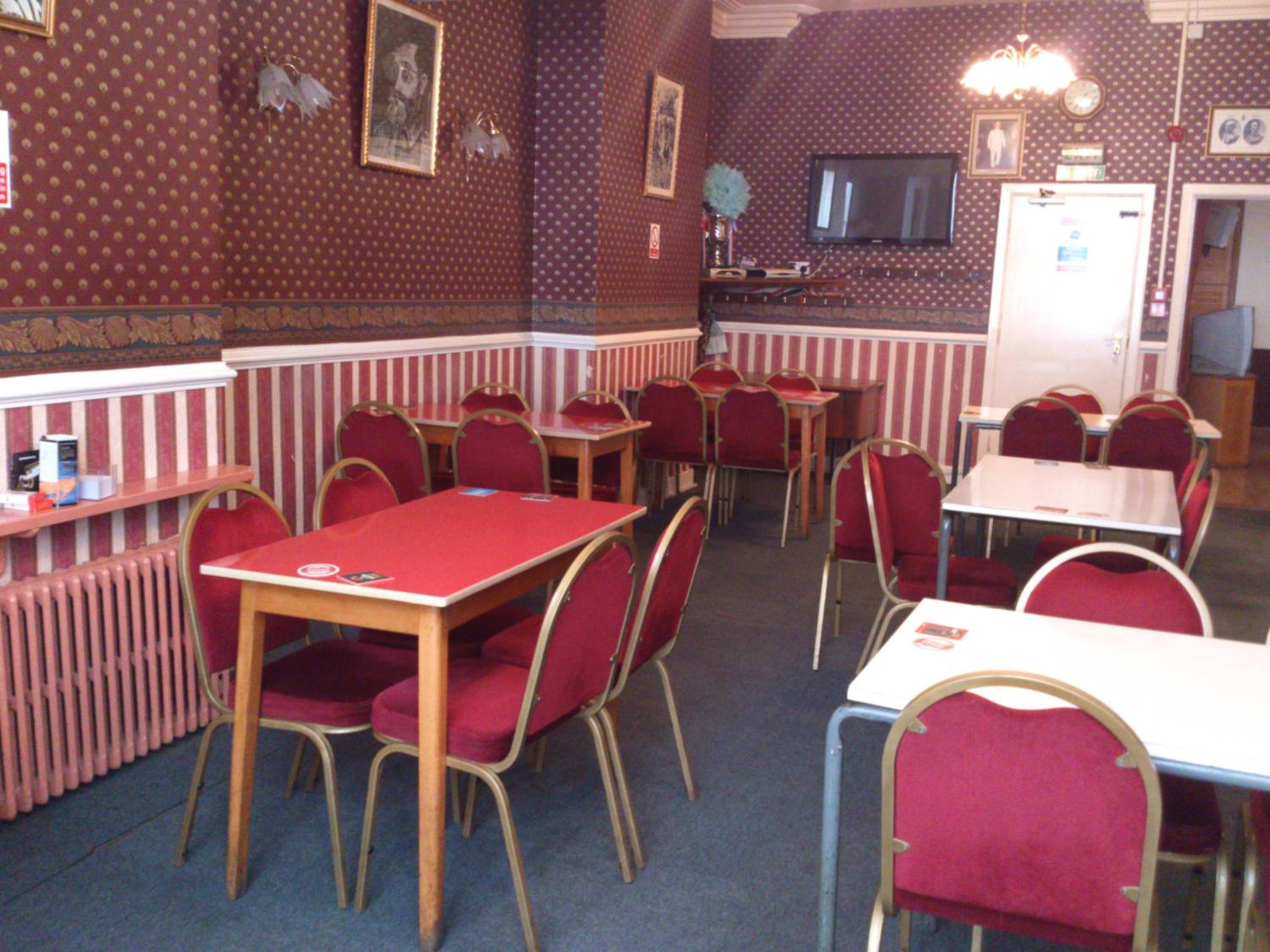 Leicester Vacations - Grafton House - Property Image 2