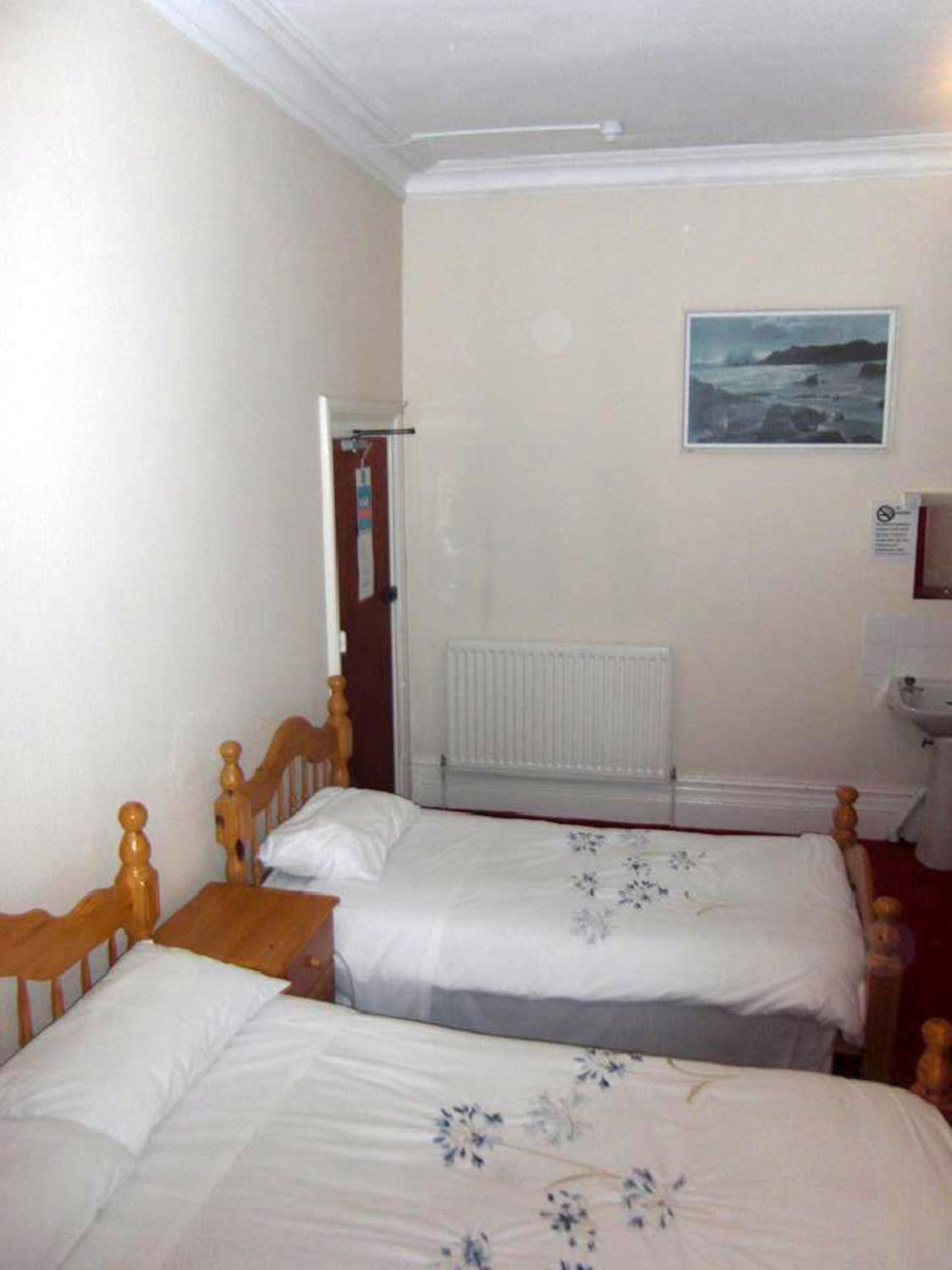 Leicester Vacations - Grafton House - Property Image 6