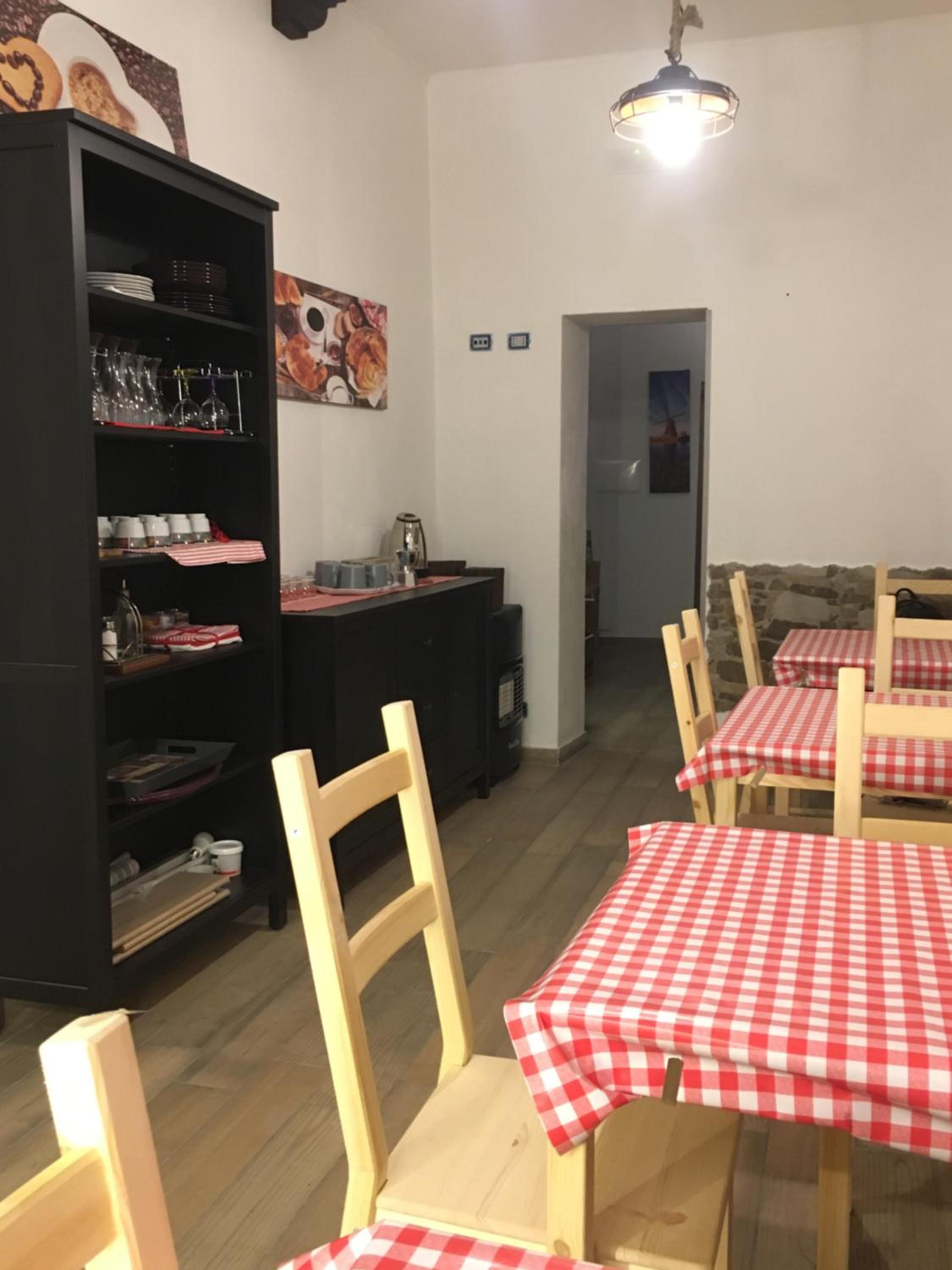 Na tazzulel e cafe