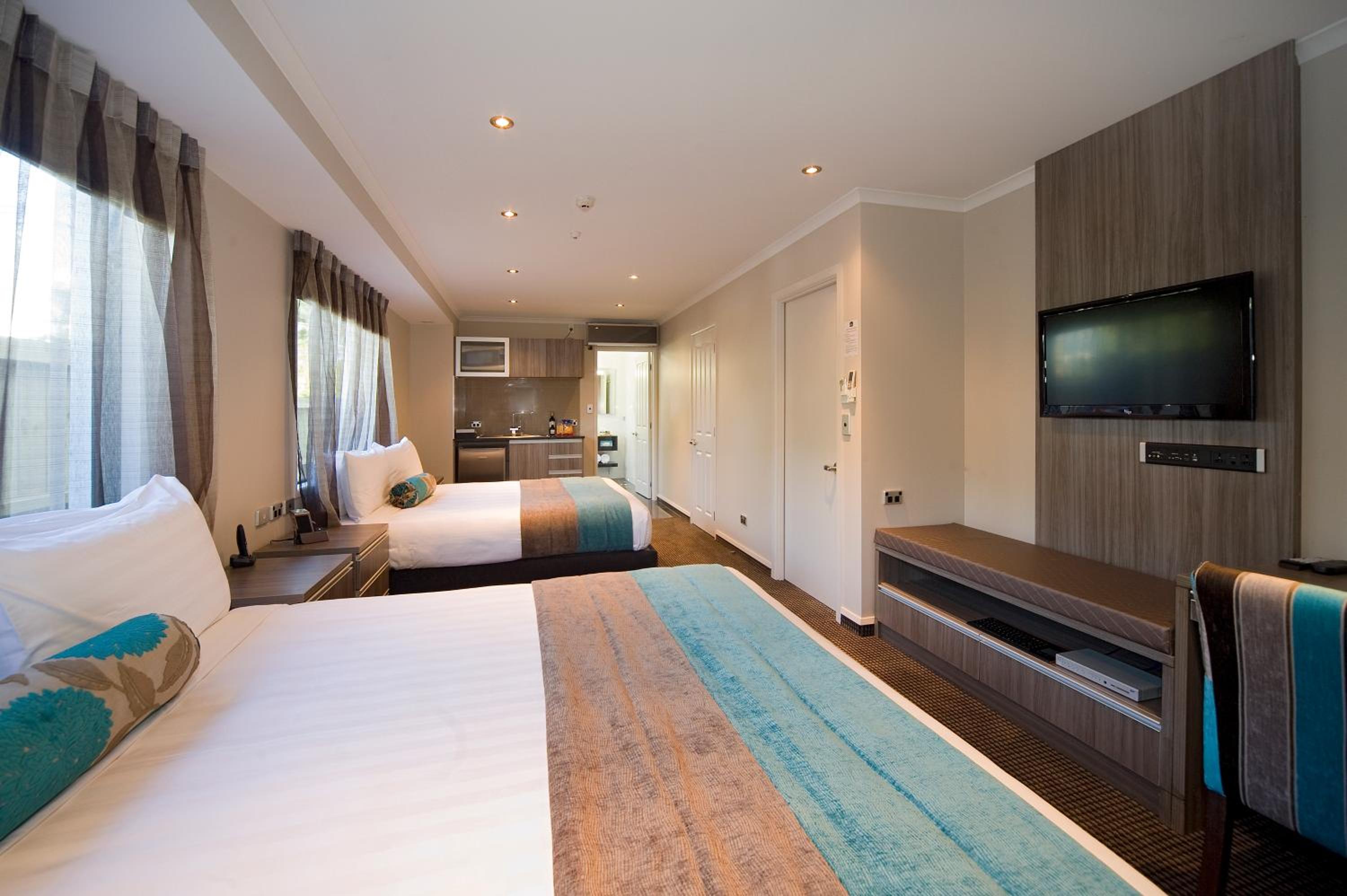 Best Western Ellerslie International Hotel - Image 4